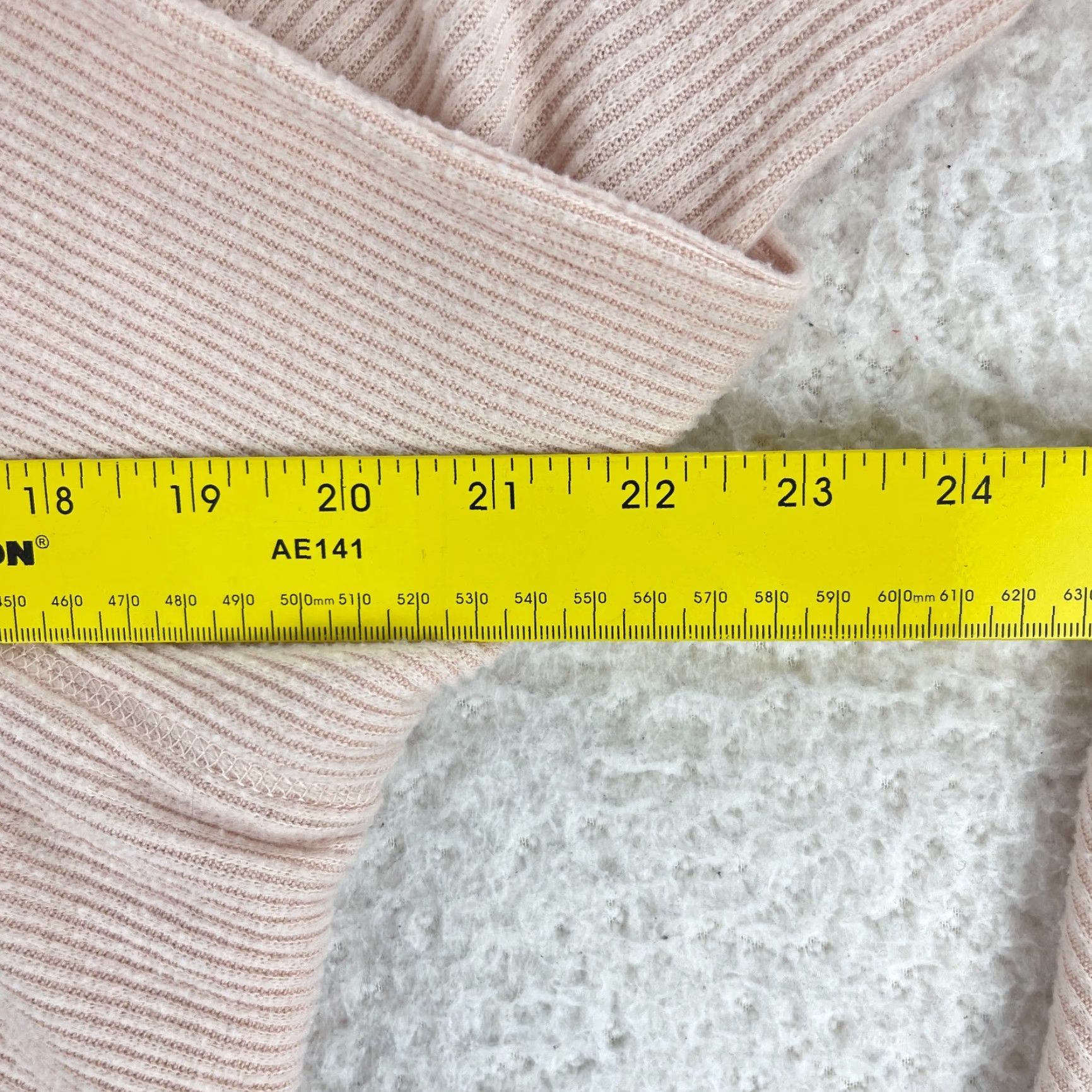 Free People Free People Shirt Womens XS Pink Cozy With You Surplice Pullover Ribbed Long Sleeve V-Neck Casual Pullover Size XS / US 0-2 / IT 36-38 - 6 Thumbnail