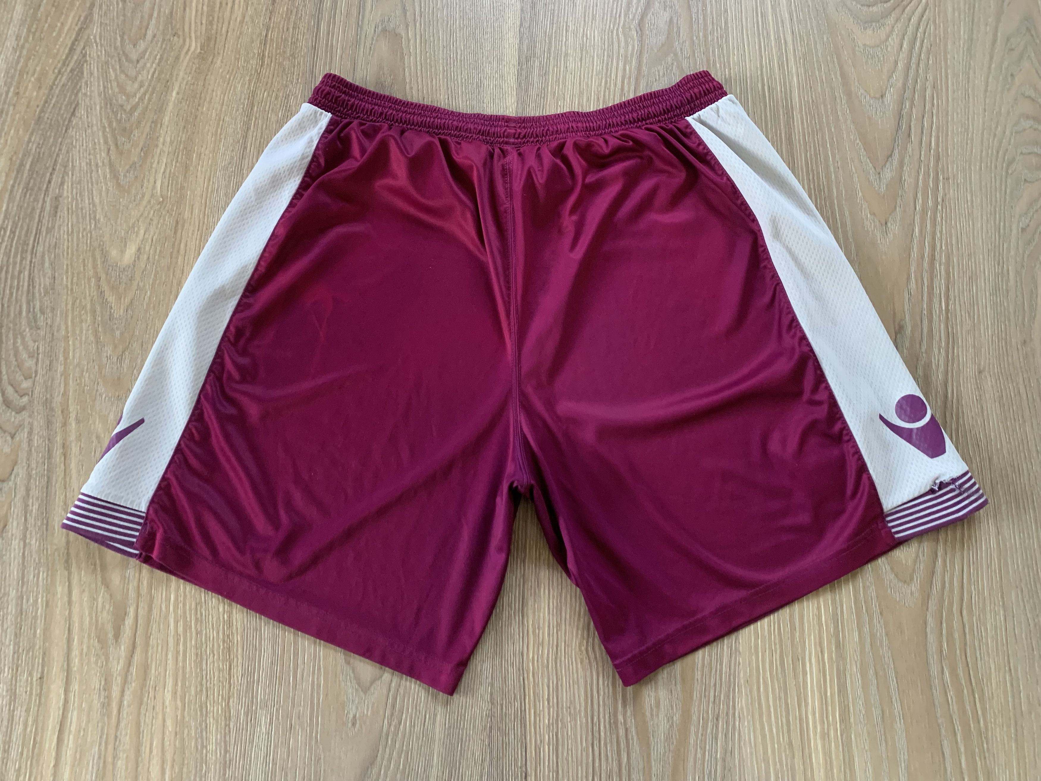 Macron Vintage Macron Aston Villa FC AVFC Football Shorts Size US 33 - 3 Thumbnail