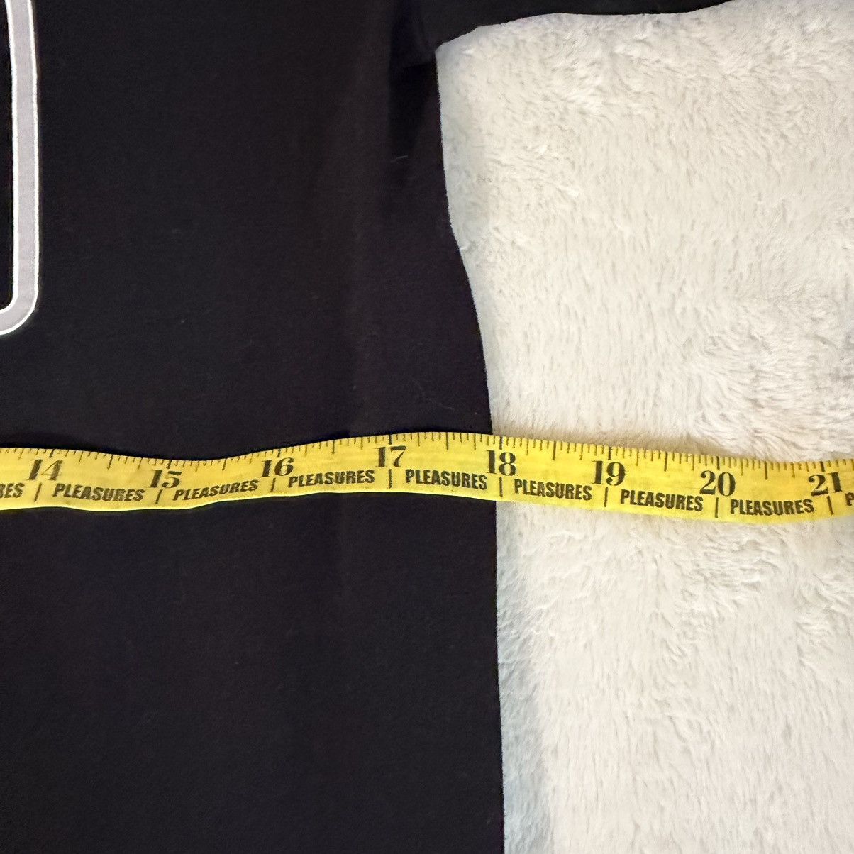 Undefeated Undefeated x NHL Los Angeles Kings T-Shirt Size US S / EU 44-46 / 1 - 4 Thumbnail