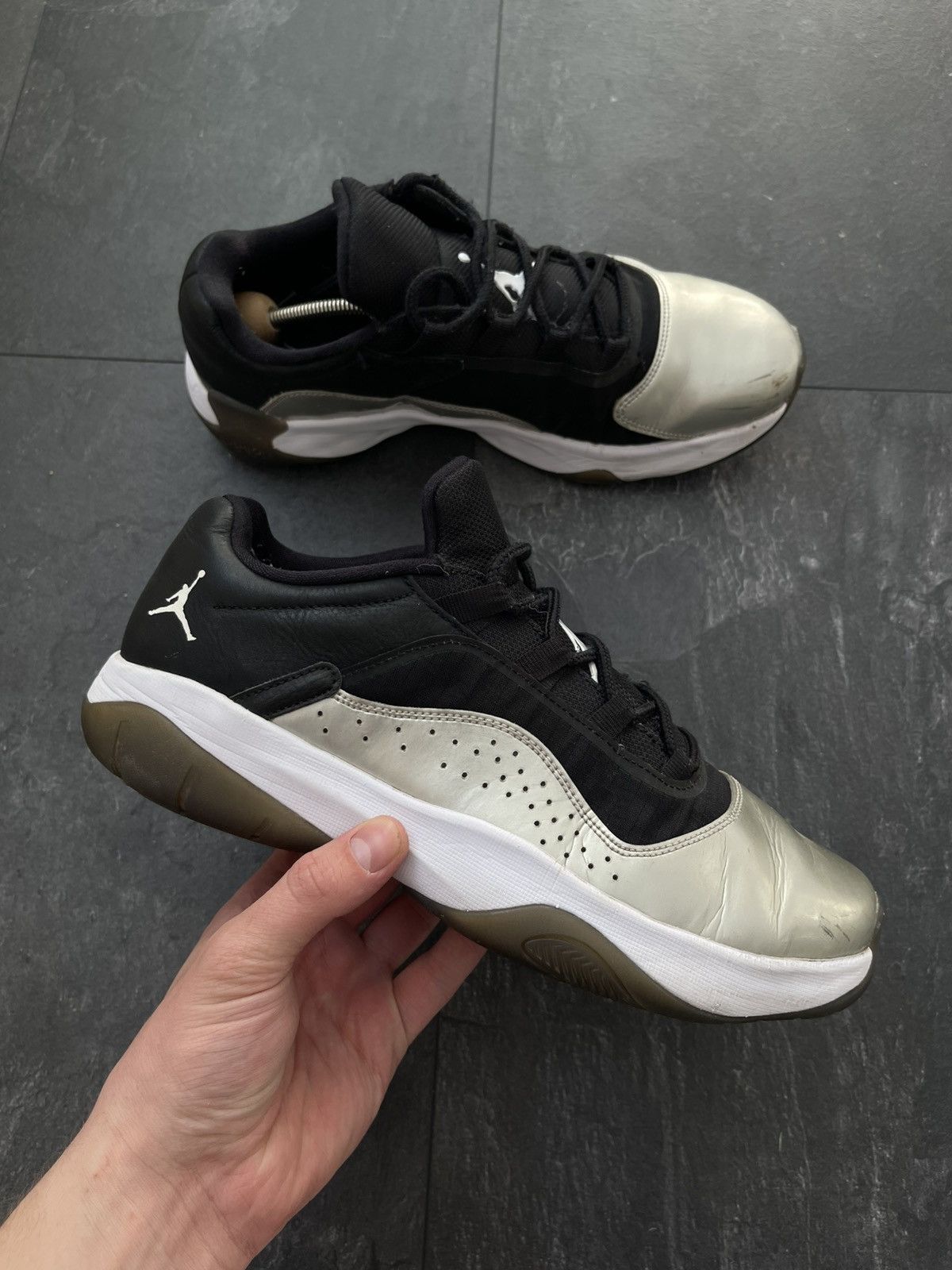 Jordan Brand Air Jordan 11 CMFT Low Silver Toe Size US 10.5 / EU 43-44 - 2 Thumbnail