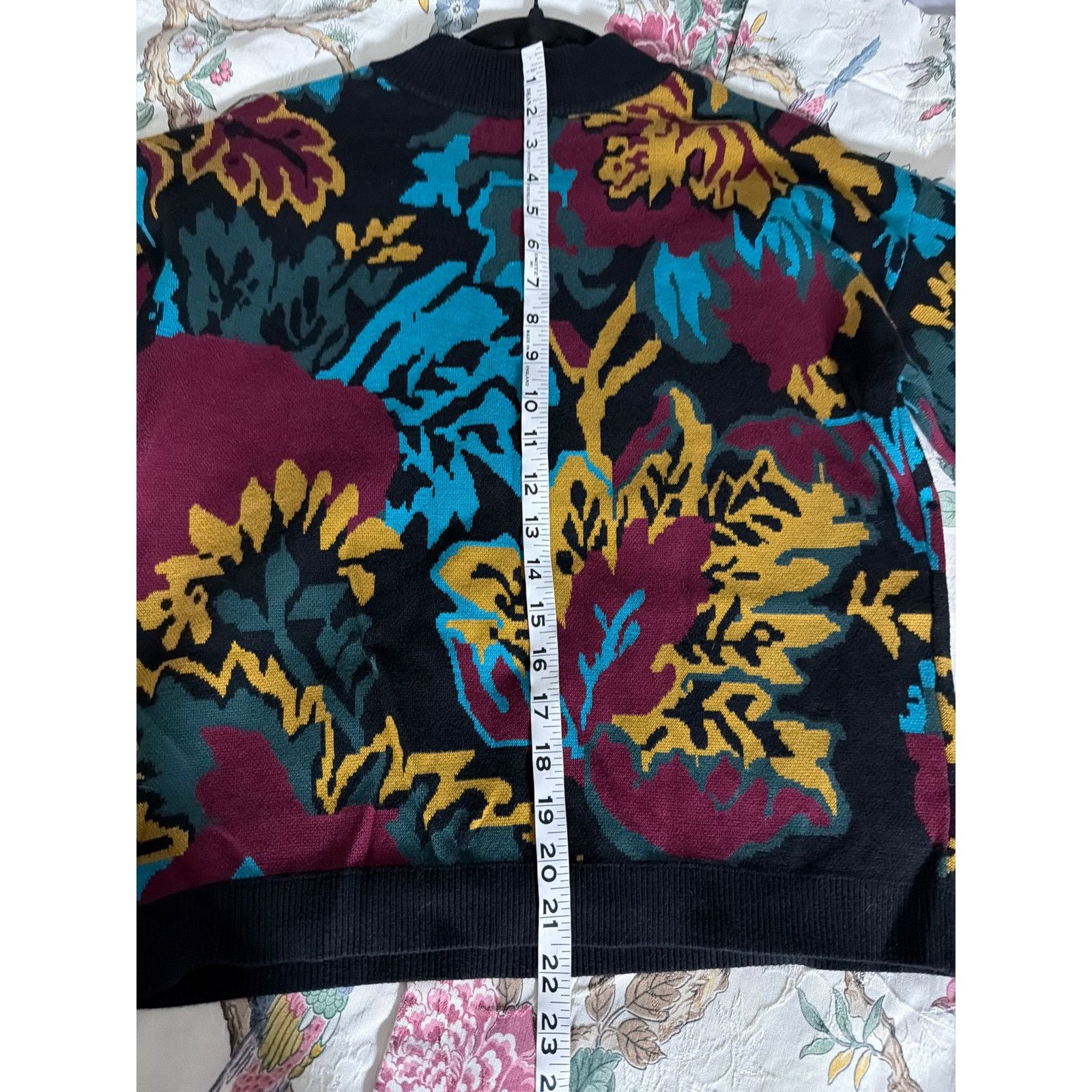 Vertabrae 0249 Amour Vert Floral Intarsia Knit Sweater Size Small Size S / US 4 / IT 40 - 6 Thumbnail