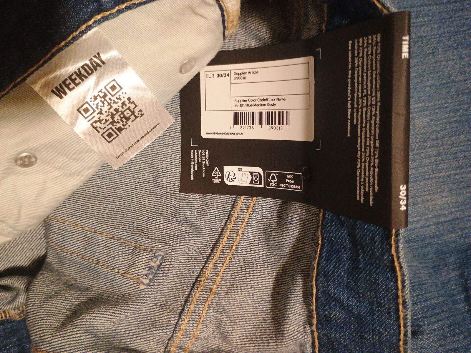 Weekday bootcut WEEKDAY baggy flare astro time w30 w31 w32 l36 34 Size US 33 - 8 Thumbnail