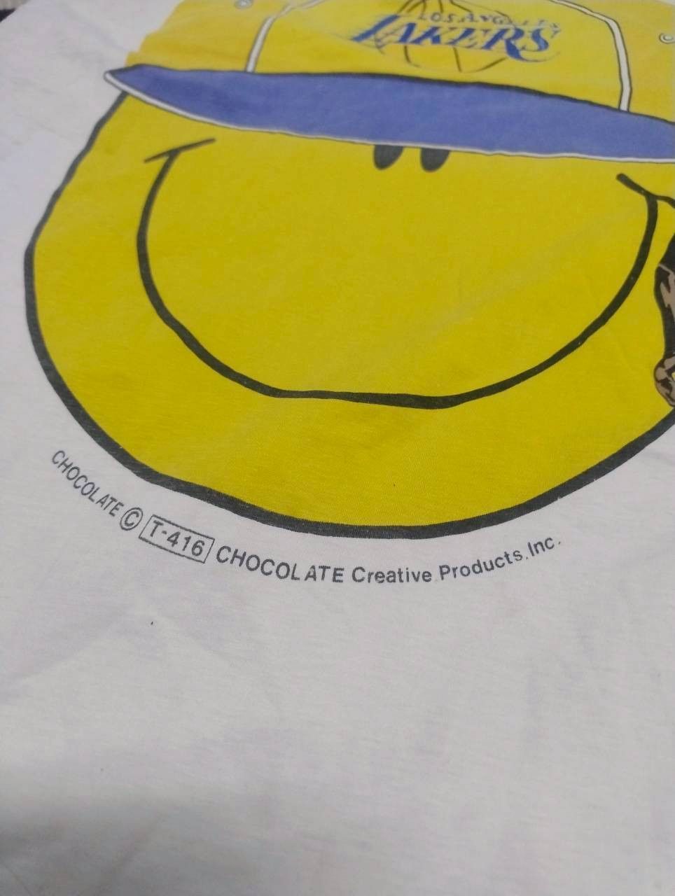Vintage *RARE* LA Lakers magic johnson smileys white t-shirts Size US L / EU 52-54 / 3 - 4 Thumbnail