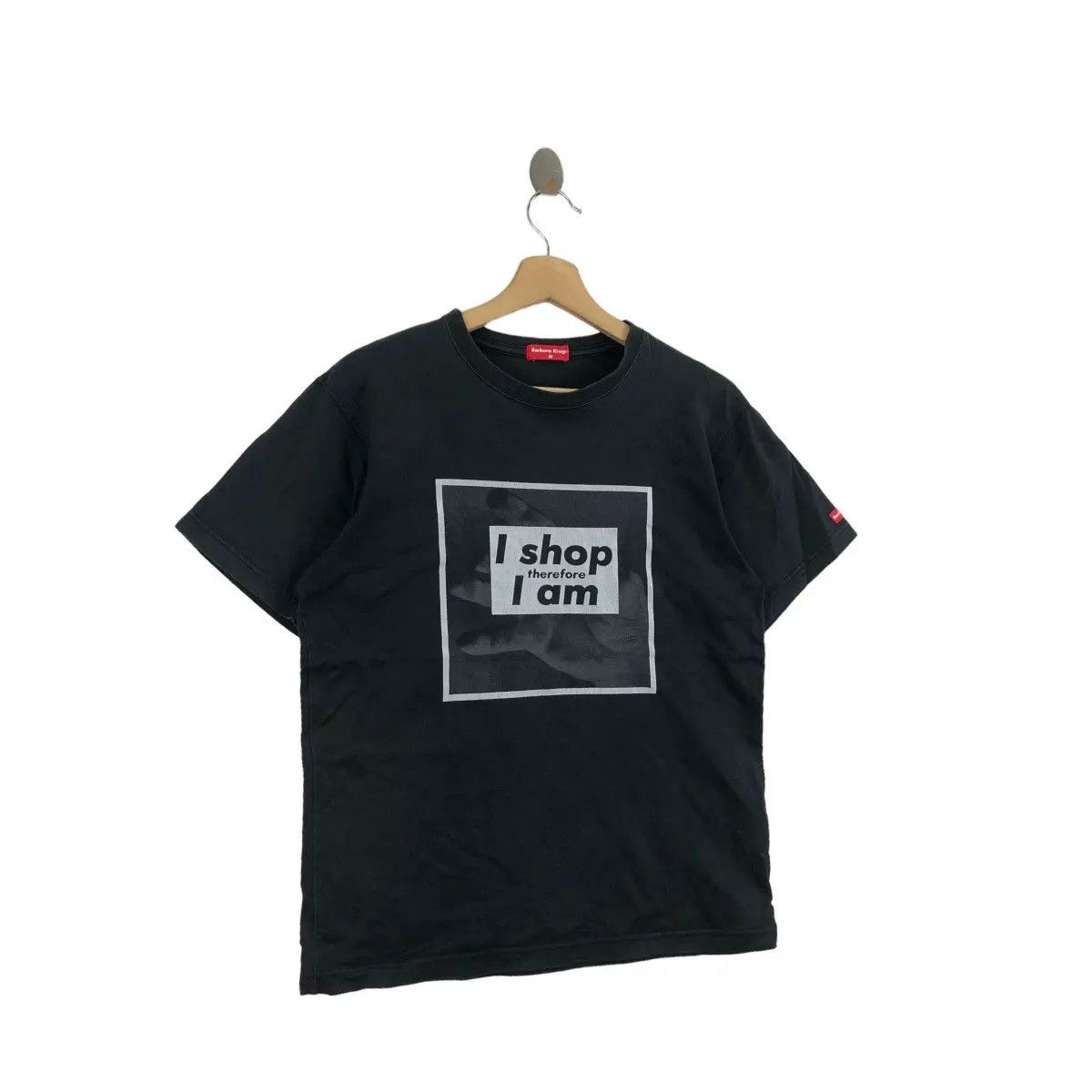 Barbara Kruger Vtg BARBARA KRUGER Artist I Shop Therefore I Am Tee Shirt Size M / US 6-8 / IT 42-44 - 3 Thumbnail