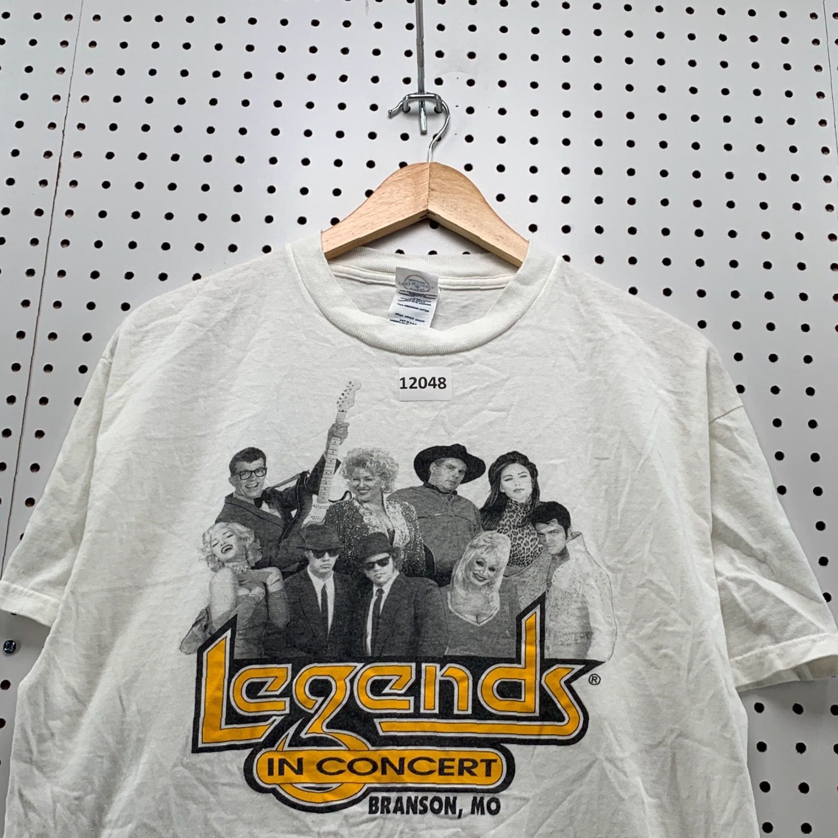 Hanes VINTAGE Hanes Legends In Concert T-Shirt Large Adult White Short Sleeve Elvis Music Mens Size US L / EU 52-54 / 3 - 2 Thumbnail