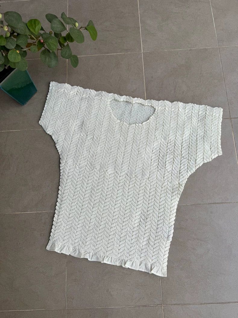 Issey Miyake Issey Miyake size:2 White mainline braided pleated short-s Size XS / US 0-2 / IT 36-38 - 4 Thumbnail