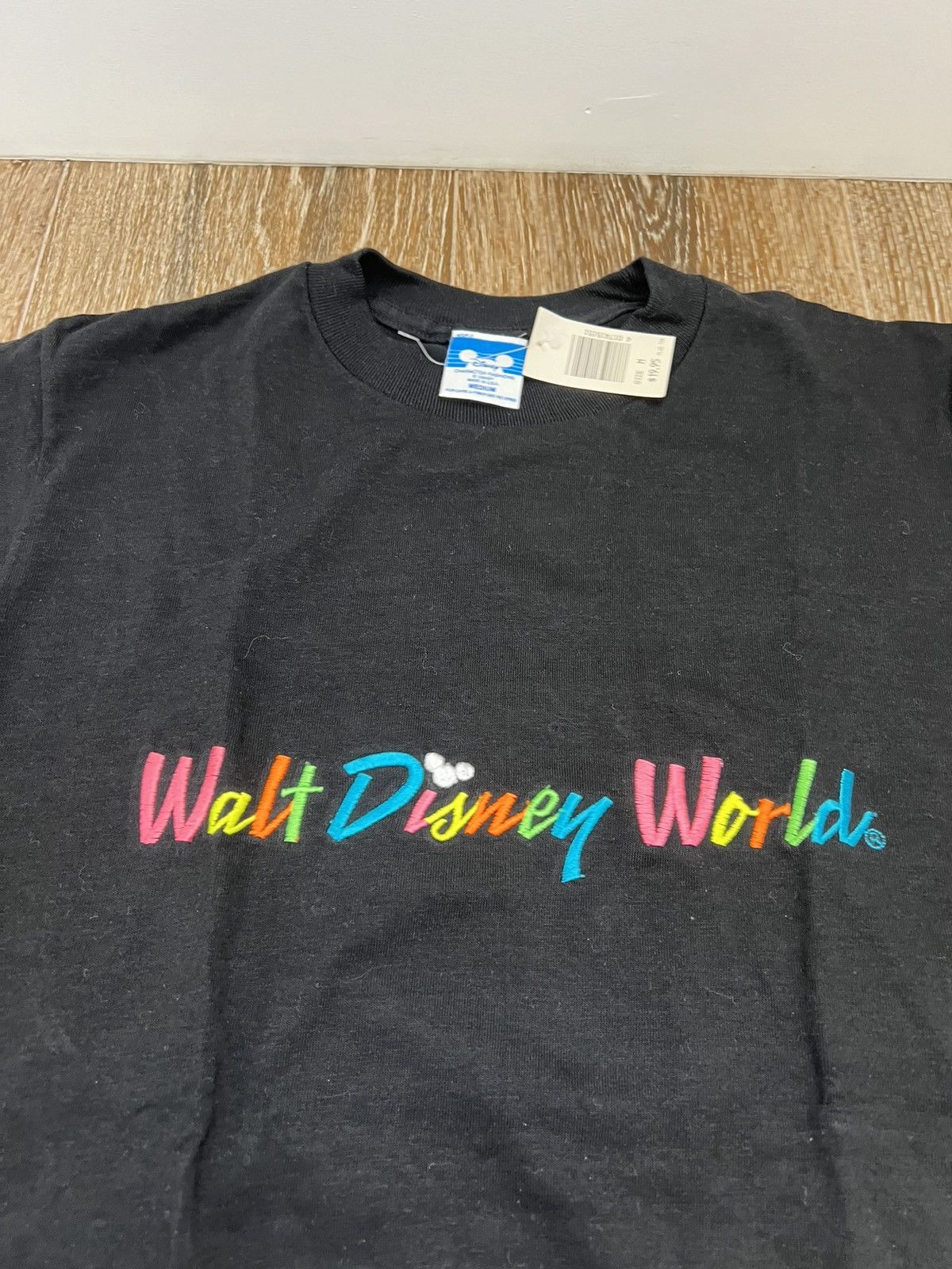Disney Vintage Walt Disney World Embroidered tee Size US M / EU 48-50 / 2 - 3 Thumbnail
