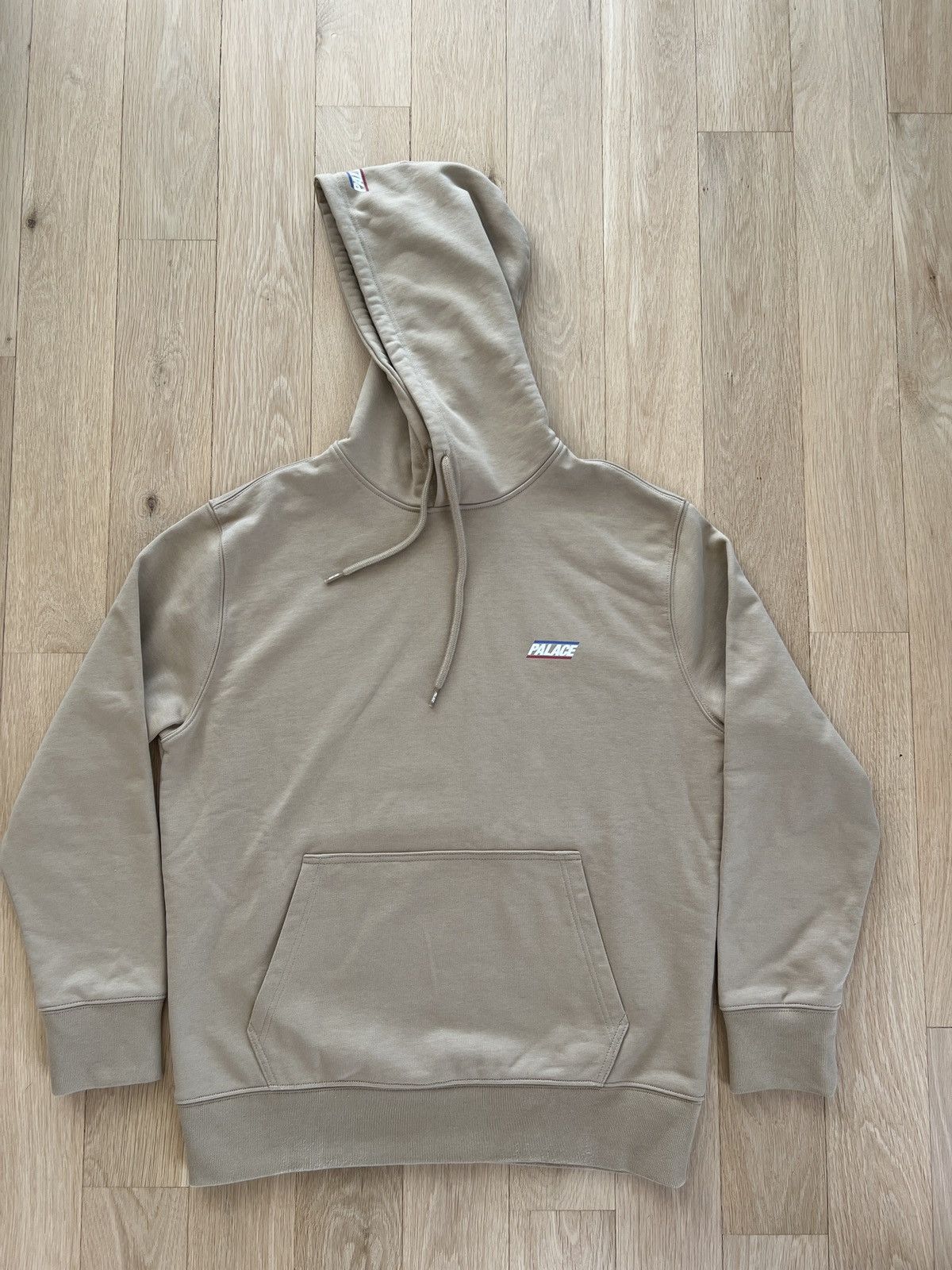 Oakley × Palace Palace x Oakley Hood Sand | Grailed