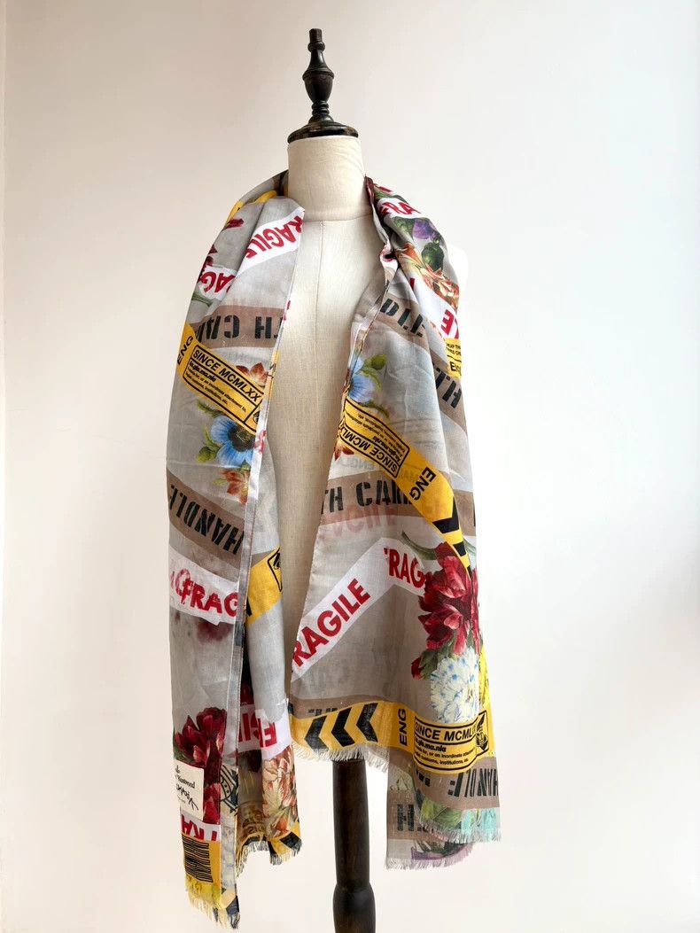 Vivienne Westwood Vivienne Westwood Floral graffiti scarf Size ONE SIZE - 4 Thumbnail
