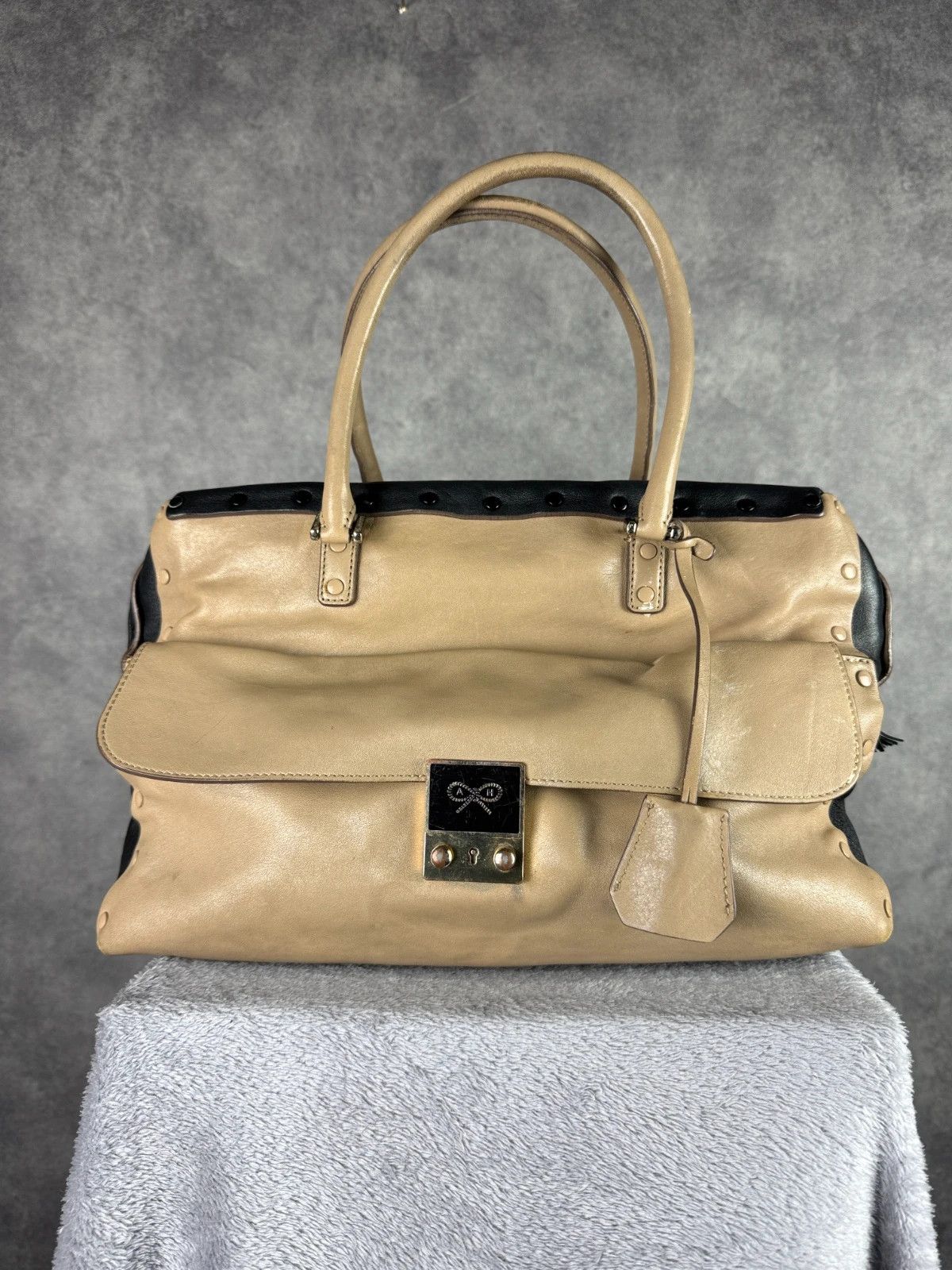 Anya Hindmarch Anya Hindmarch Leather Handbag Brown Black Logo Lock Size ONE SIZE - 1 Thumbnail