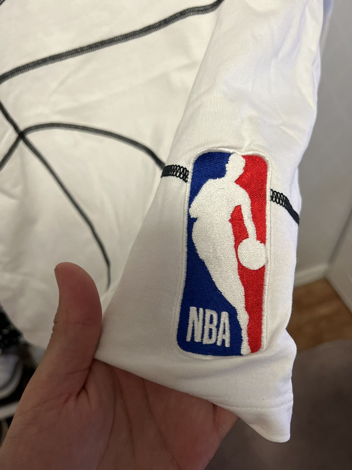 Louis Vuitton Louis Vuitton NBA T shirt Size US S / EU 44-46 / 1 - 2 Thumbnail