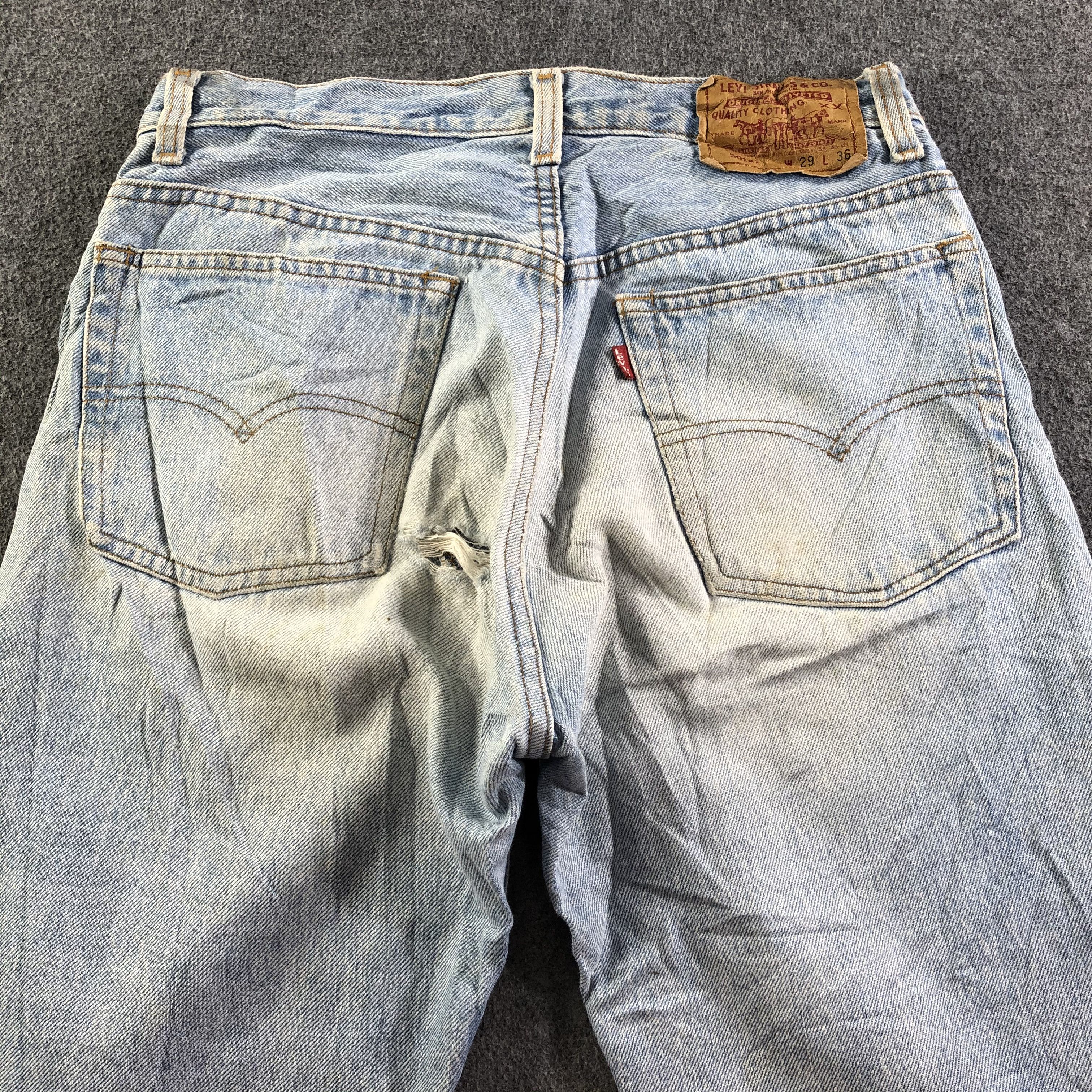 Levi's × Vintage Vintage 90s Light Wash Levis 501 Jeans-J3927 Size US 28 / EU 44 - 4 Thumbnail