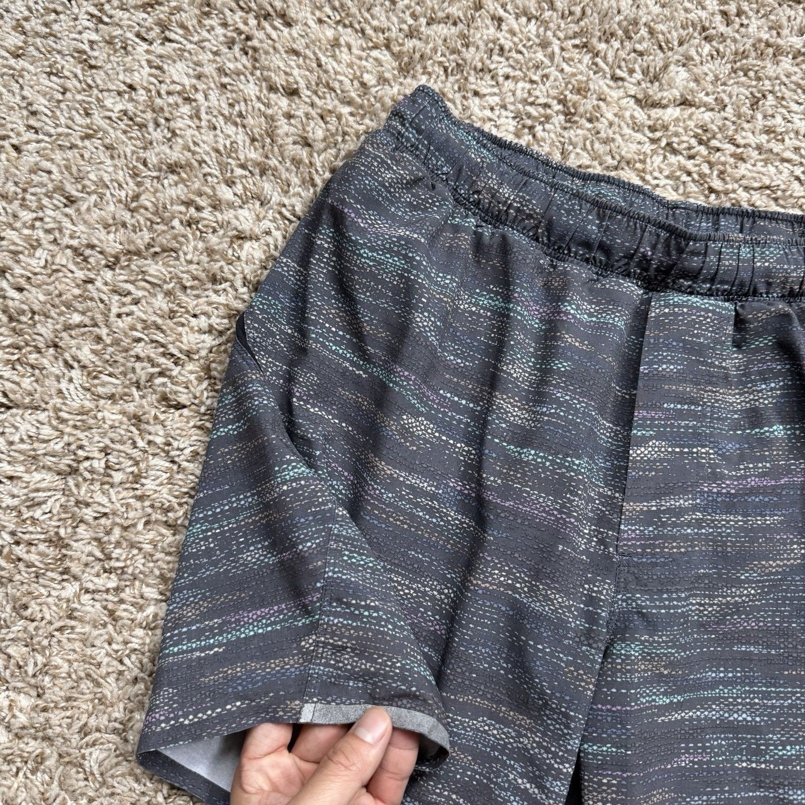 Lululemon LuluLemon Surge Running Shorts Athletic Small 5” Inseam Grey Size US 30 / EU 46 - 6 Thumbnail