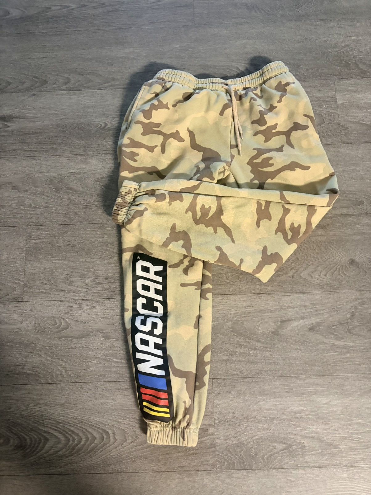 NASCAR Nascar Beige Camo Jogger Pants with Logo Size 28" / US 6 / IT 42 - 14 Thumbnail