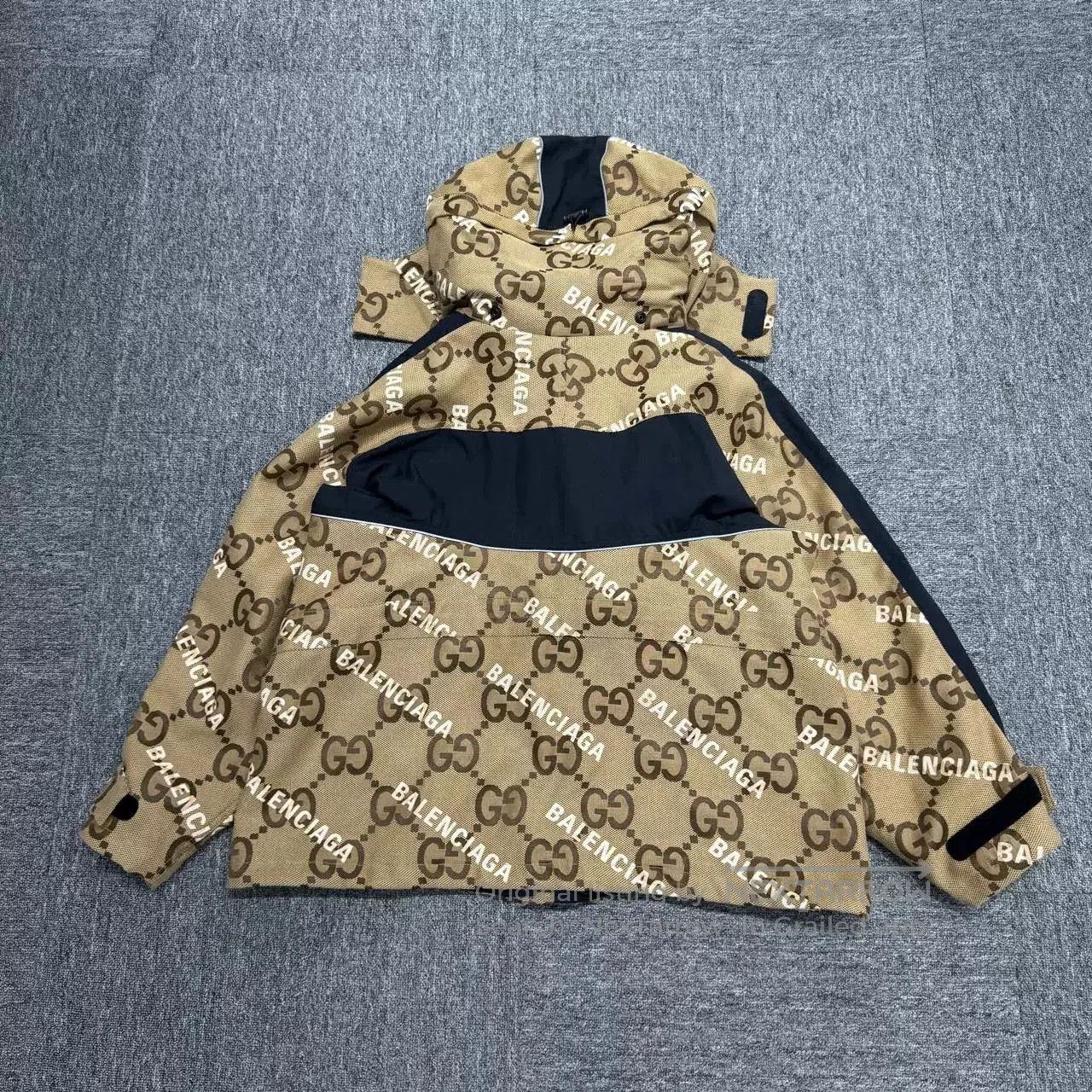 Balenciaga Balenciaga Gucci collaborative jacket. Size US XL / EU 56 / 4 - 4 Thumbnail