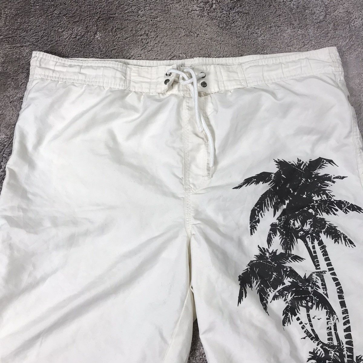 Vintage Vintage Y2K Tropical Palm Swim Shorts Streetwear Surf 34 Size US 34 / EU 50 - 3 Thumbnail