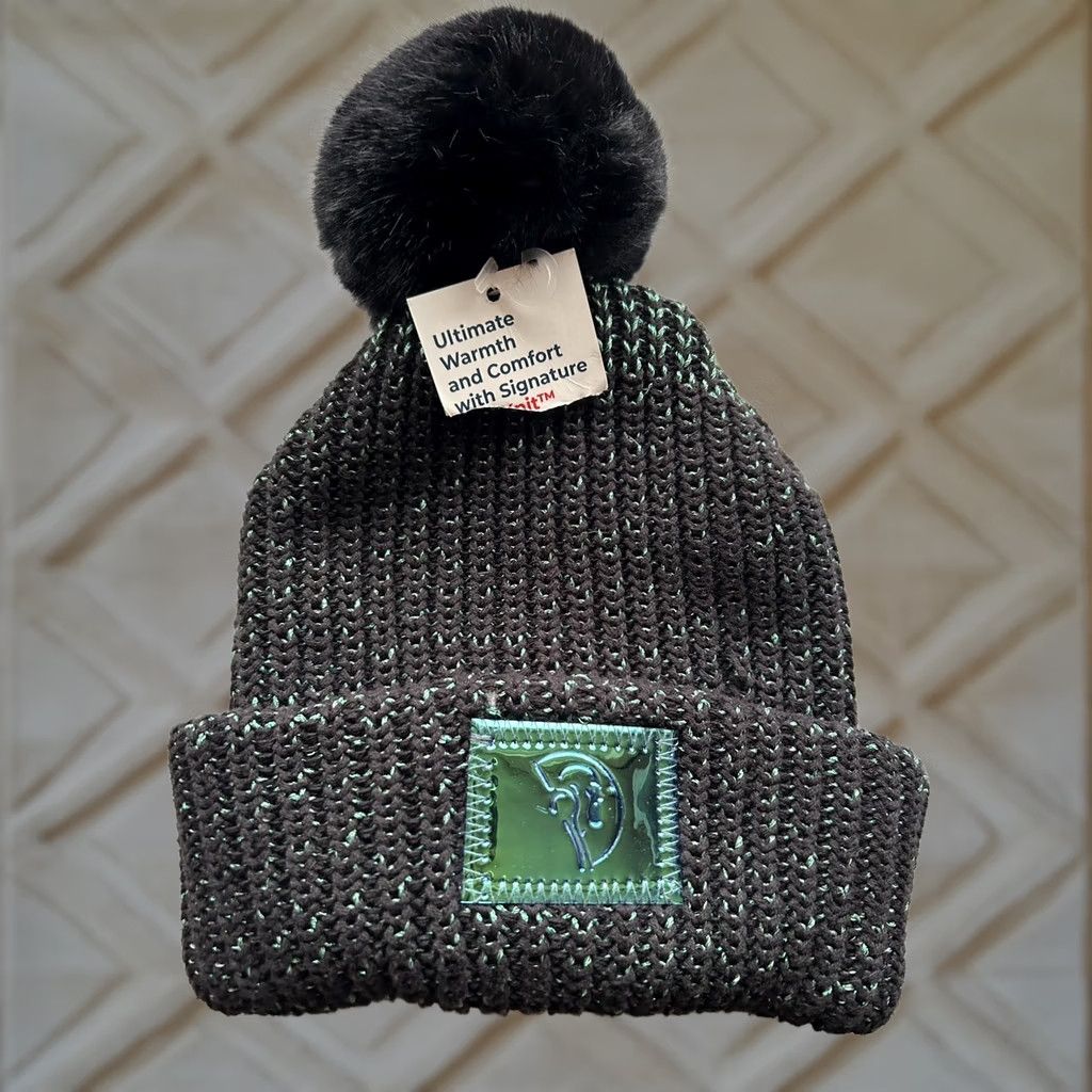 Disney VINTAGE Disney Parks x Love Your Melon Buzz Lightyear Knit Beanie Pom Detachable NEW! Size ONE SIZE - 1 Thumbnail