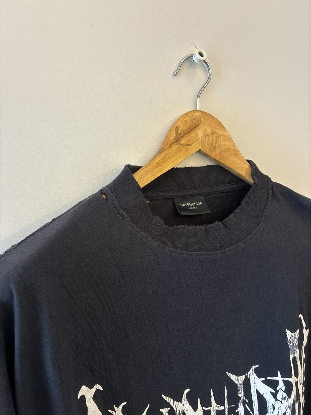 Balenciaga Balenciaga Metal Logo Oversized Distressed T shirt Size US L / EU 52-54 / 3 - 2 Thumbnail
