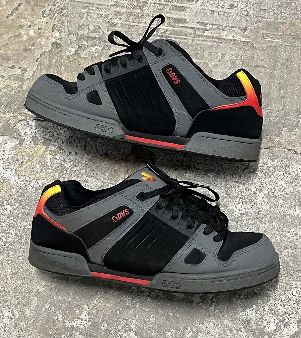 Vintage DVS skater shoes chunky bulky shoe size no box