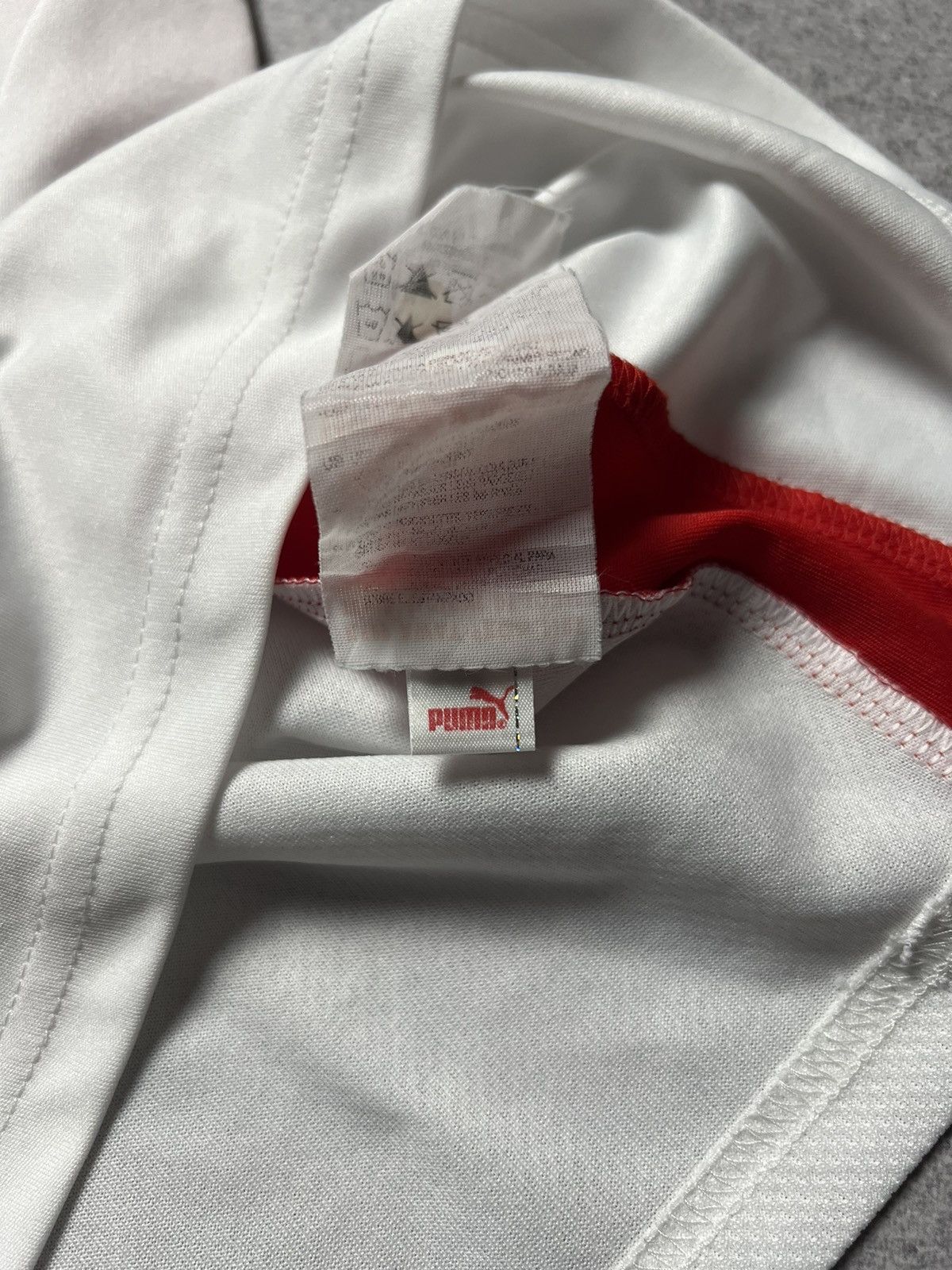 Puma Vintage Puma Czech Republic 2008 Football Blockcore Jersey Size US S / EU 44-46 / 1 - 7 Thumbnail