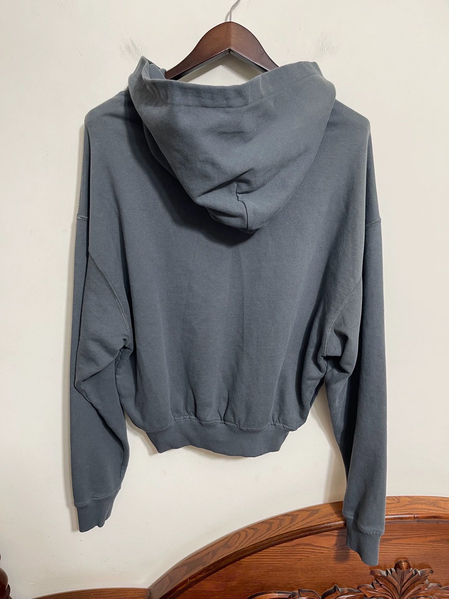 Dolce & Gabbana DG Dolce & Gabbana Dirty Wash Boxy Short Hoodie XS Size US XS / EU 42 / 0 - 2 Thumbnail