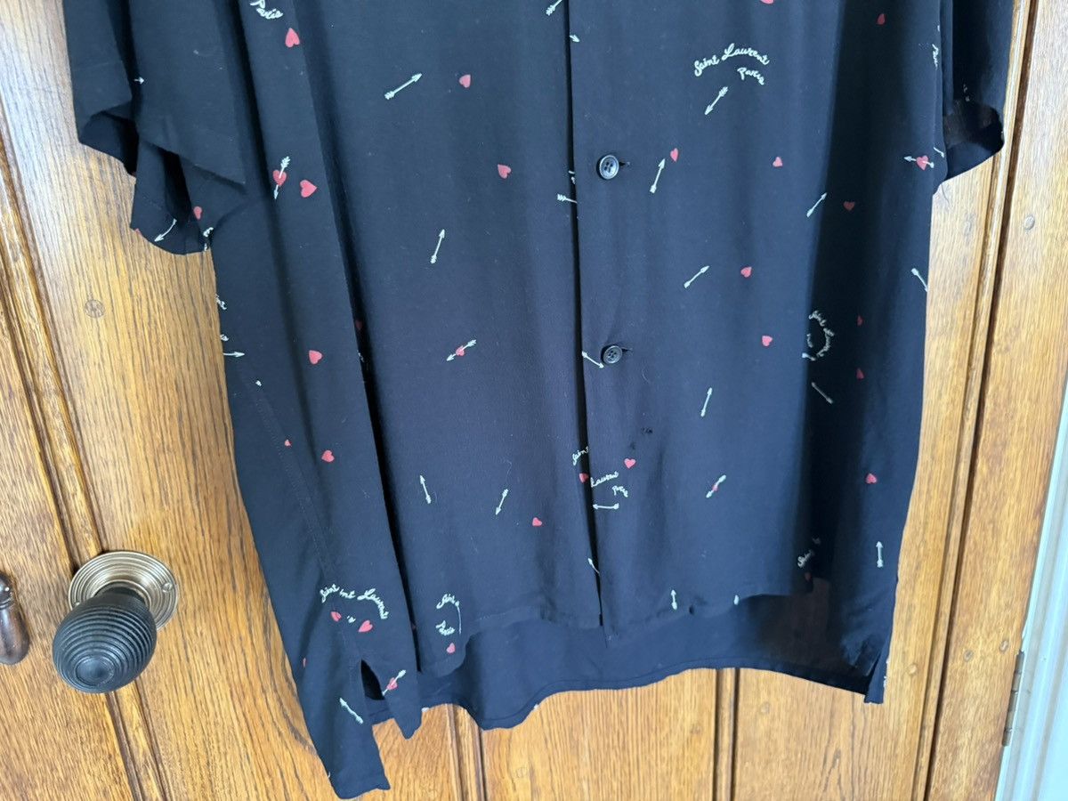 Saint Laurent Paris SS22 Saint Laurent short sleeve shirt heart arrow logo 41 Size US L / EU 52-54 / 3 - 11 Thumbnail