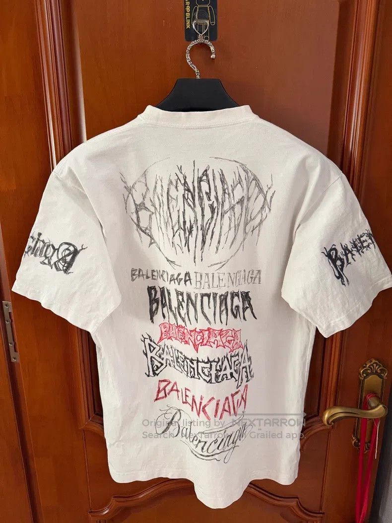 Balenciaga Balenciaga White Dragon Year Limited Edition Short Sleeve Size US XS / EU 42 / 0 - 2 Thumbnail