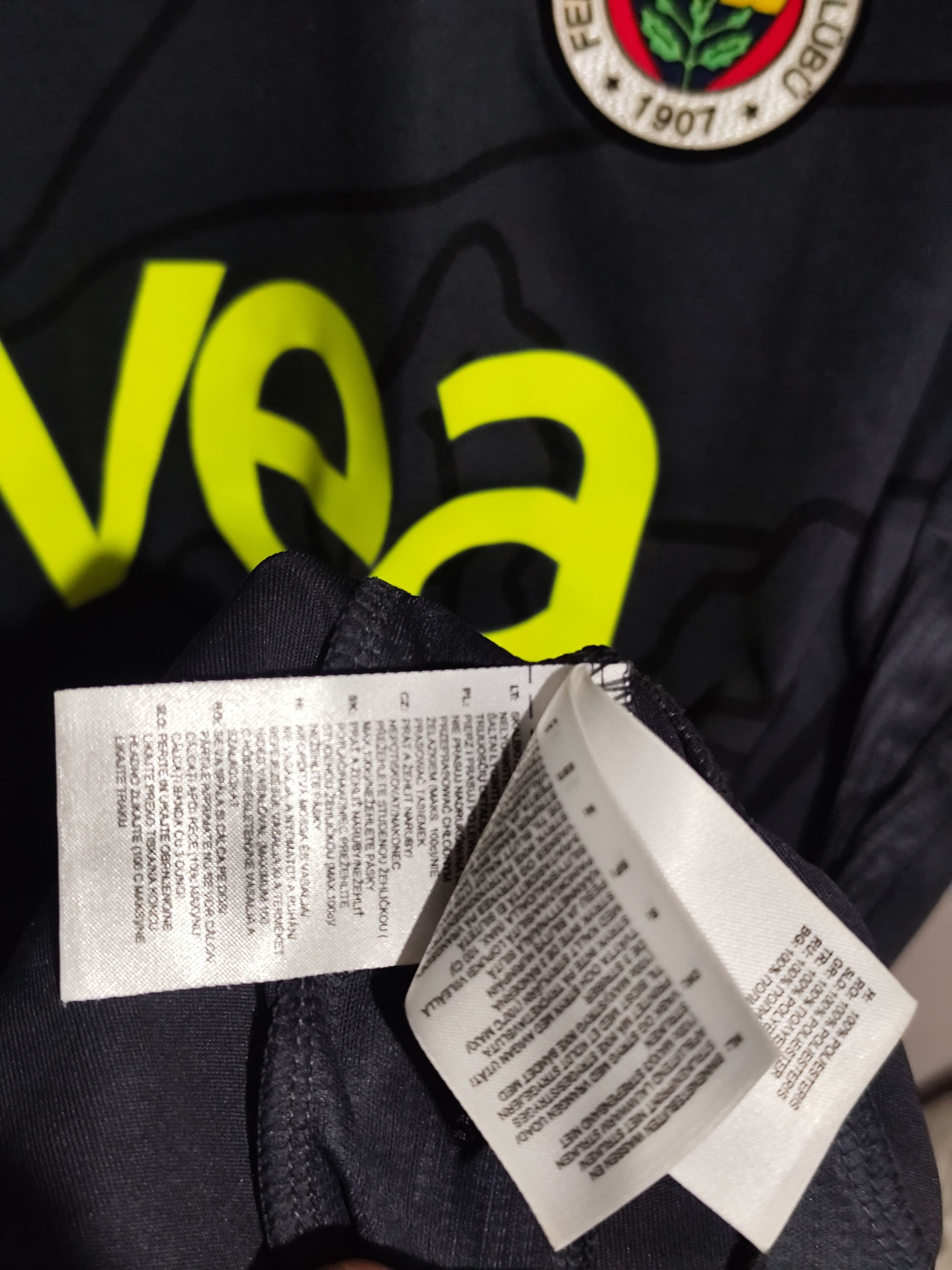 Adidas Adidas x Fenerbahce 2009-10 R. Carlos #3 Third Jersey Size US XL / EU 56 / 4 - 16 Thumbnail