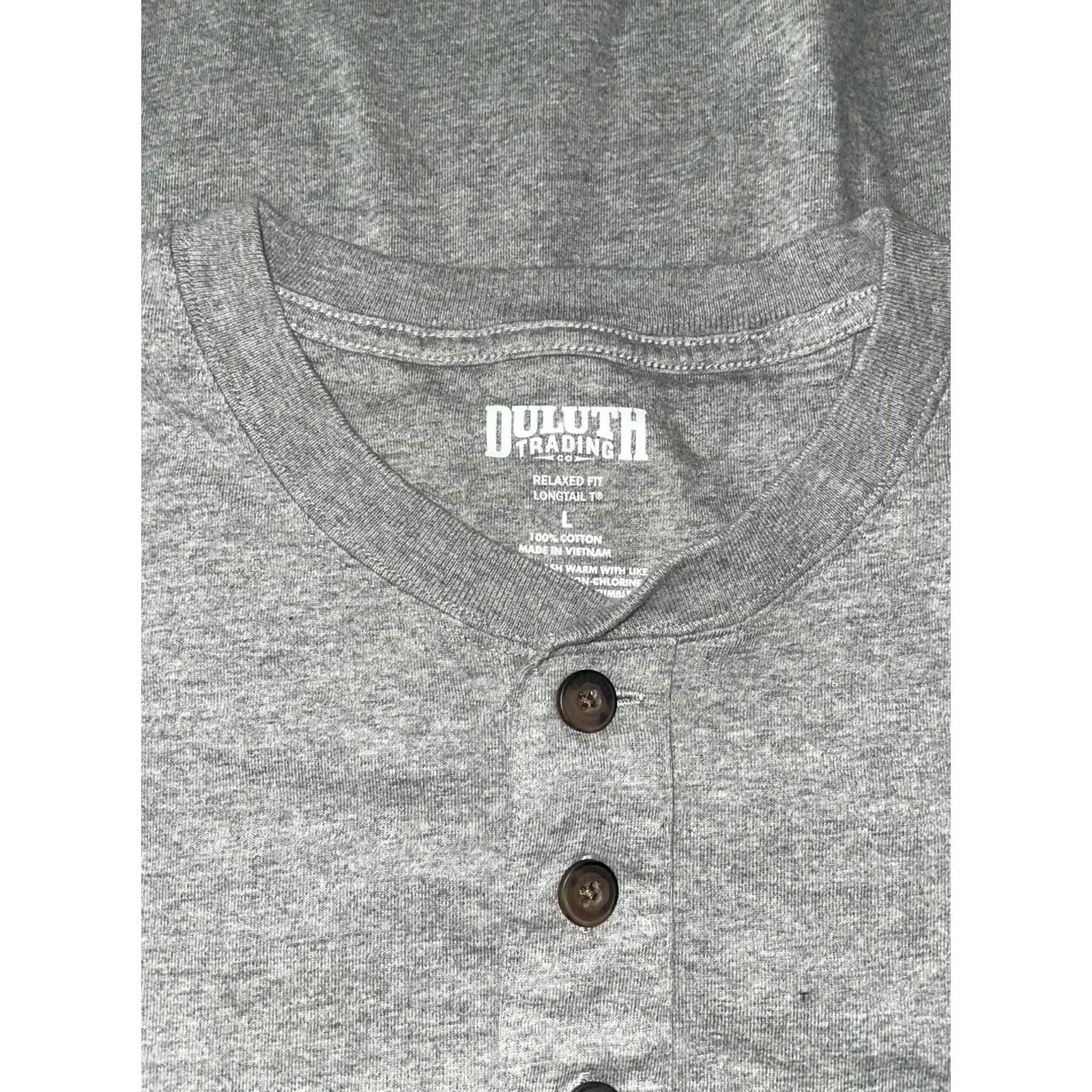 Duluth Trading Company Duluth Trading Co Relaxed Fit Longtail T Grey Henley Long Sleeve Pocket Tee Mens L Gray Pocket Tee Shirt Mens Size US L / EU 52-54 / 3 - 5 Thumbnail