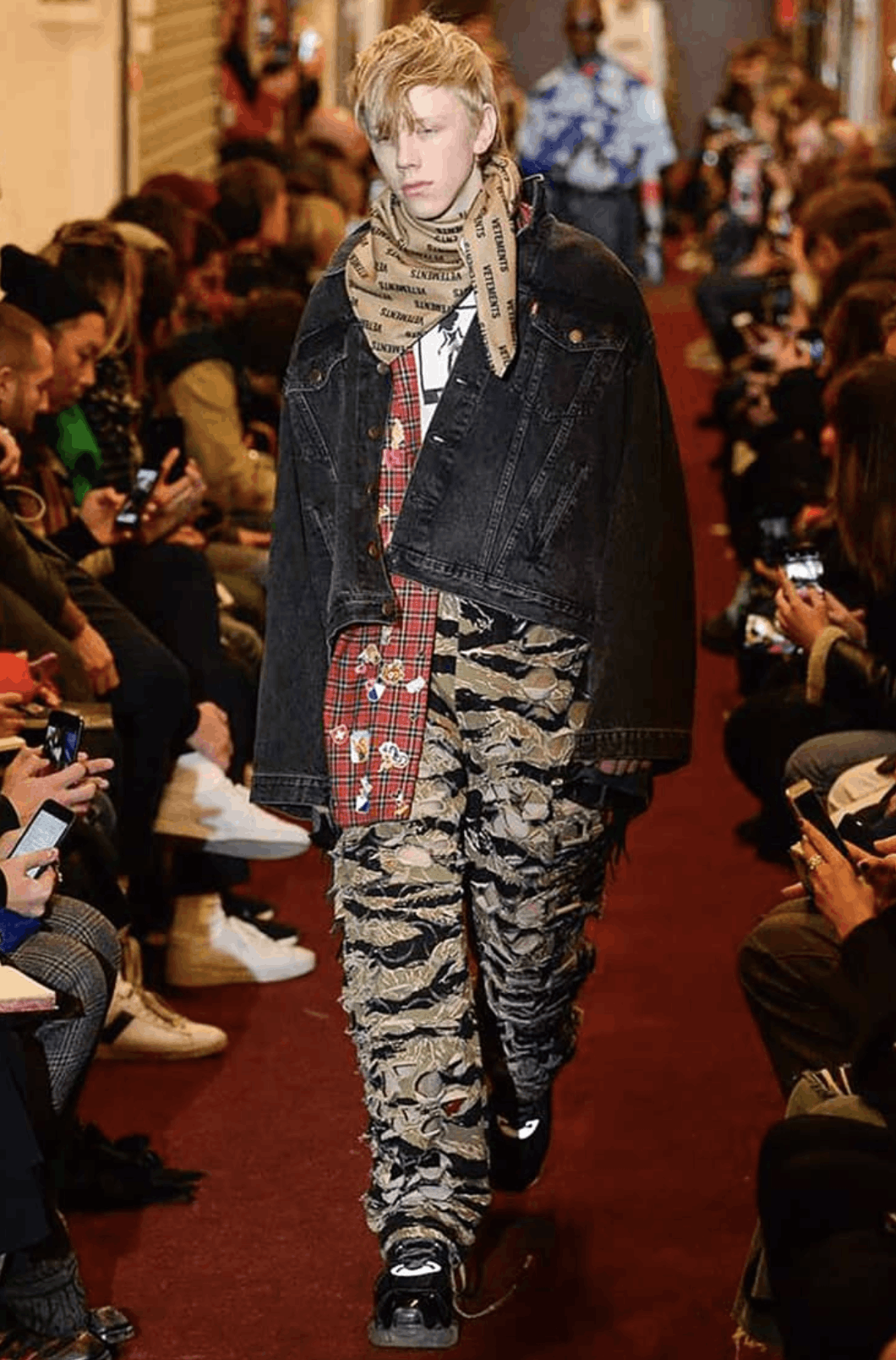 Vetements AW18 Runway Vetements Laser Cut Tiger Camo Cargo Pant Size US 34 / EU 50 - 10 Thumbnail