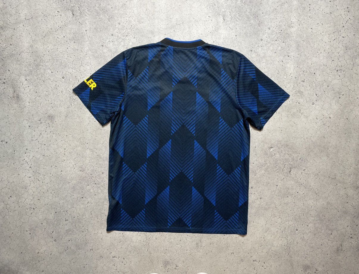 Adidas Adidas FC Manchester United Football Jersey 2021/2022 Y2K Size US XL / EU 56 / 4 - 2 Thumbnail