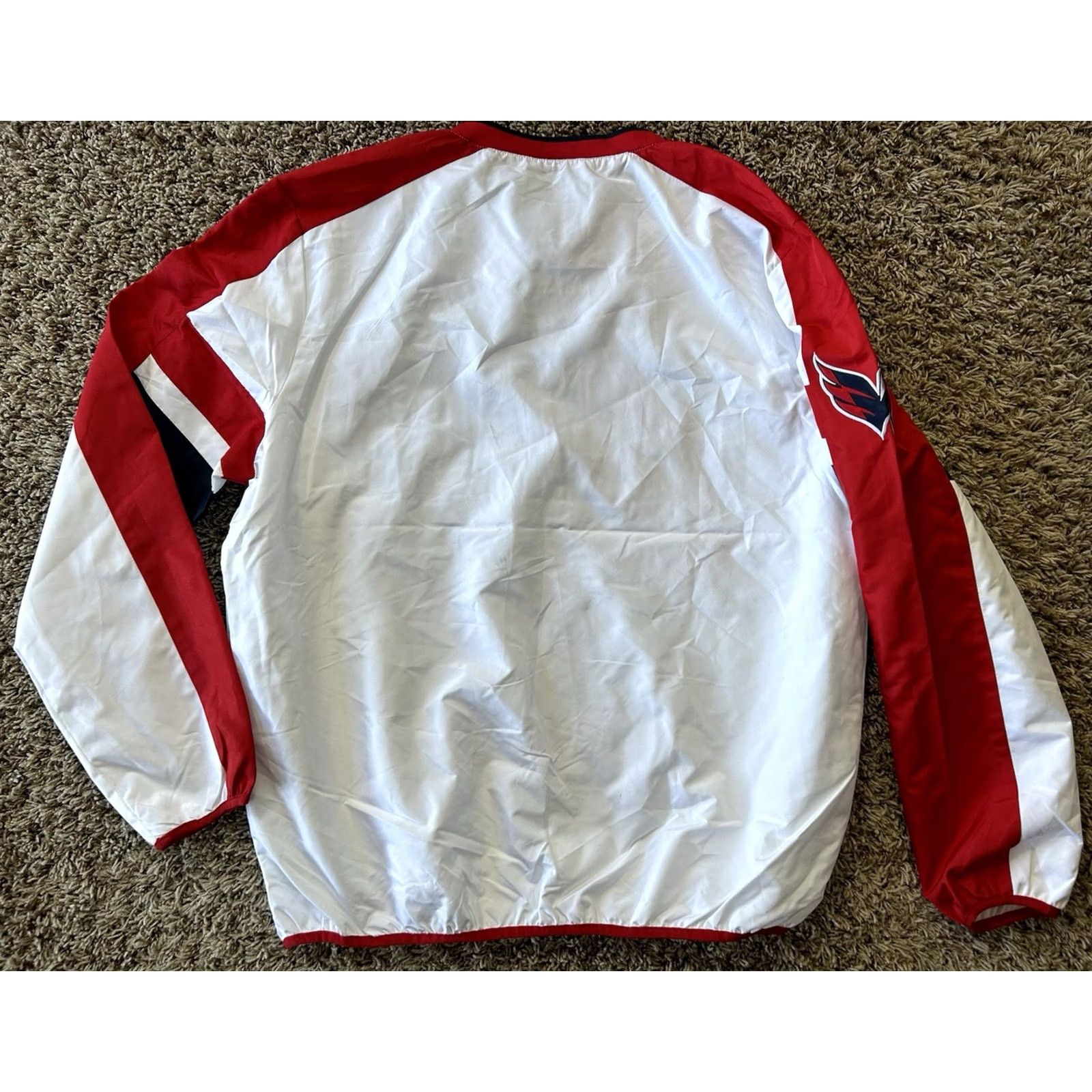 NHL Washington Capitals NHL Official Licensed vneck Fan Jersey Size XL Mens NEW Size US L / EU 52-54 / 3 - 2 Thumbnail