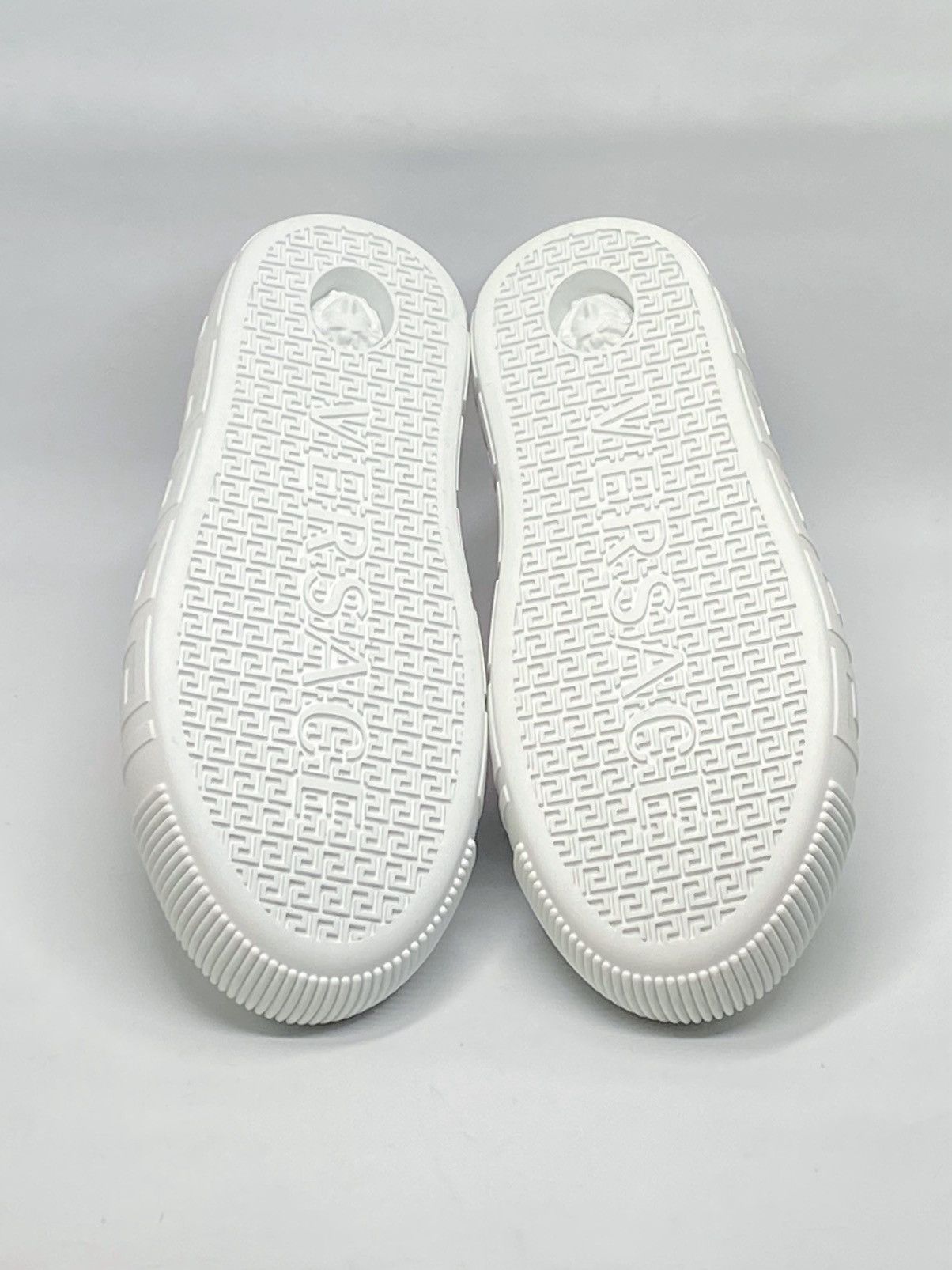 Versace Versace Greca Logo Leather Sneakers size 40 Size US 10 / IT 40 - 13 Thumbnail