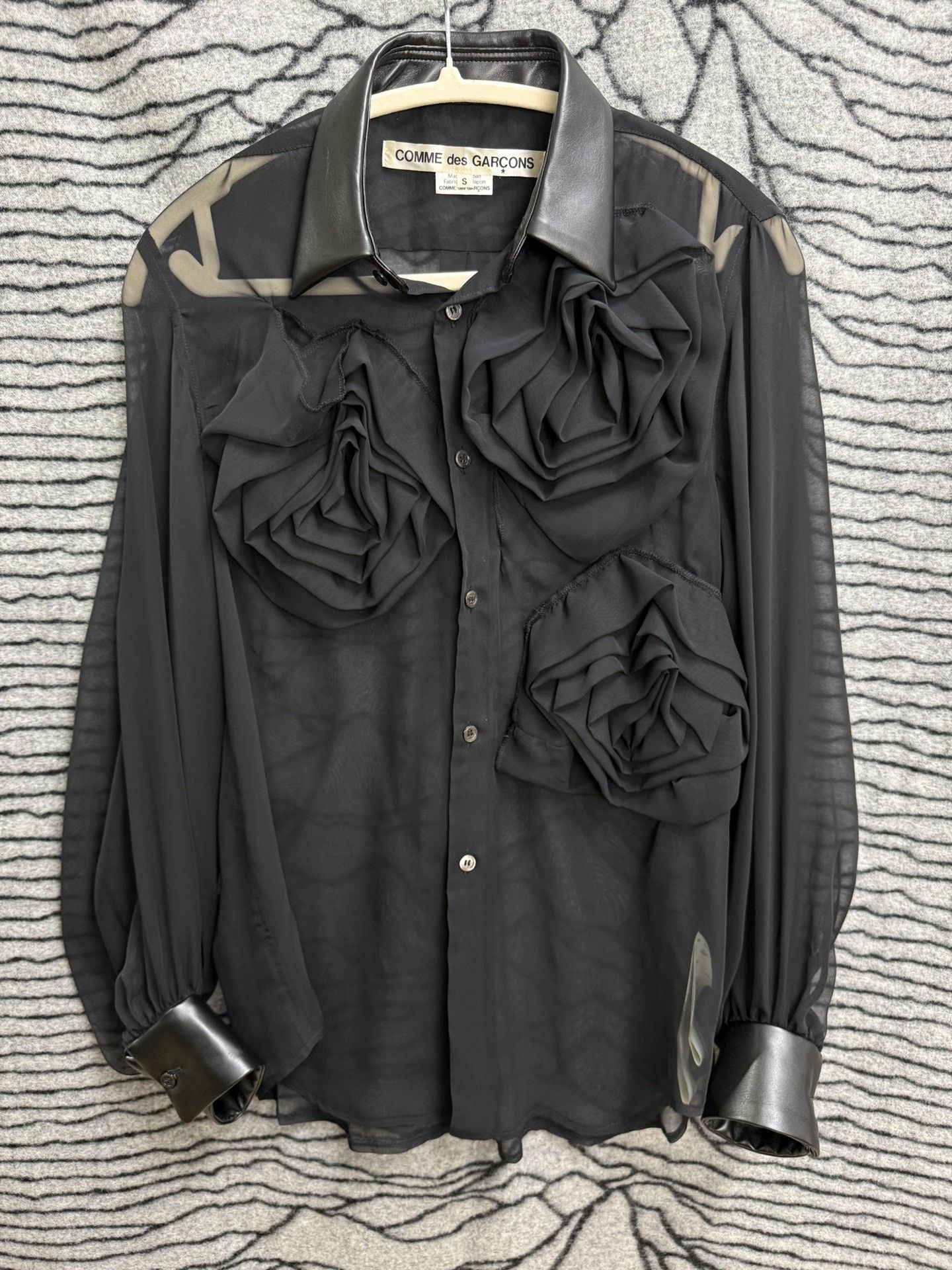 Comme des Garcons Comme des Garcons Rose Mesh Leather Collar Shirt Size S / US 4 / IT 40 - 1 Thumbnail