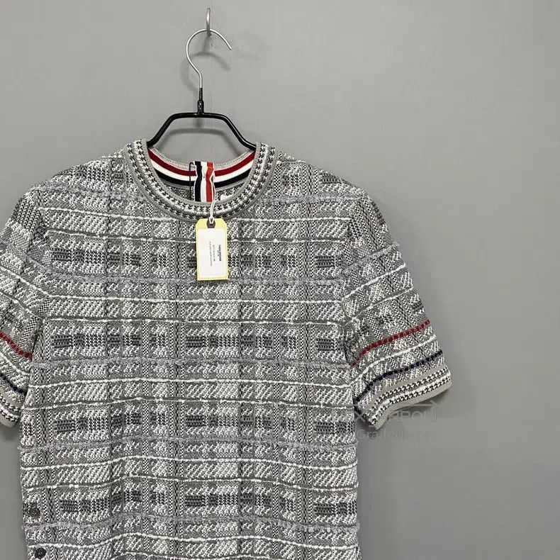 Thom Browne Thom Browne Slim Fit Gray Knit Short Sleeve Size XS / US 0-2 / IT 36-38 - 2 Thumbnail