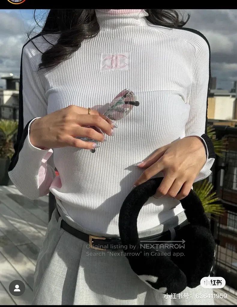 Chanel Chanel 23n Ski Series White Cashmere Bottom Long Sleeve Size XS / US 0-2 / IT 36-38 - 6 Thumbnail