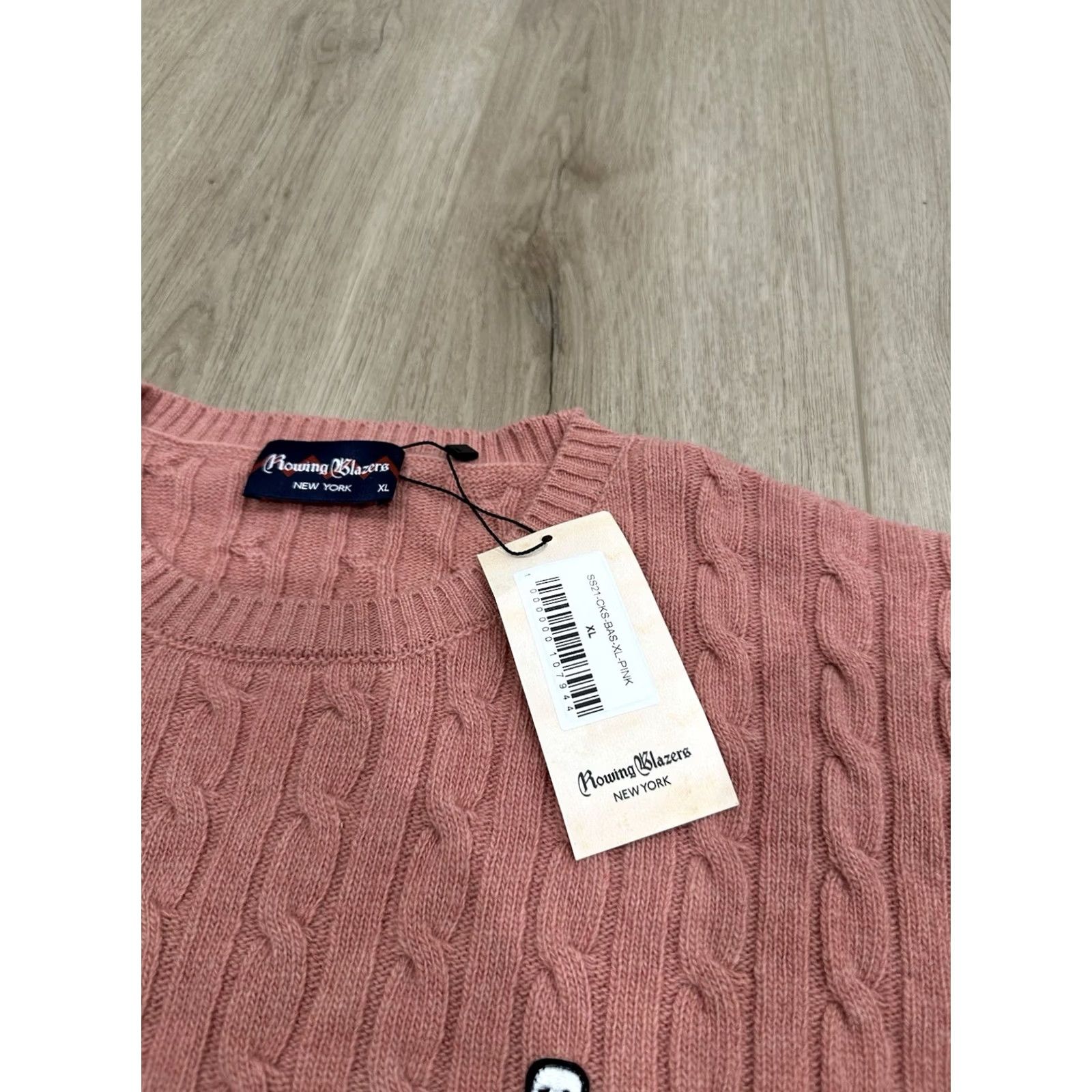 Rowing Blazers NWT Rowing Blazers 100% Wool Pink Cable Knit Skull Sweater XL Women Pullover Knit Style: Chunky-Knit, Long Sleeve, Casual, Regular Fit Size XL / US 12-14 / IT 48-50 - 7 Thumbnail