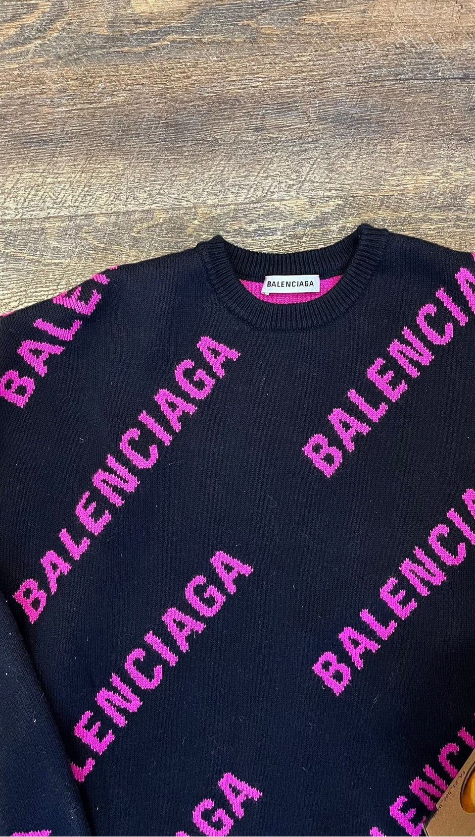 Balenciaga Balenciaga Allover Logo Sweater Size US S / EU 44-46 / 1 - 3 Thumbnail