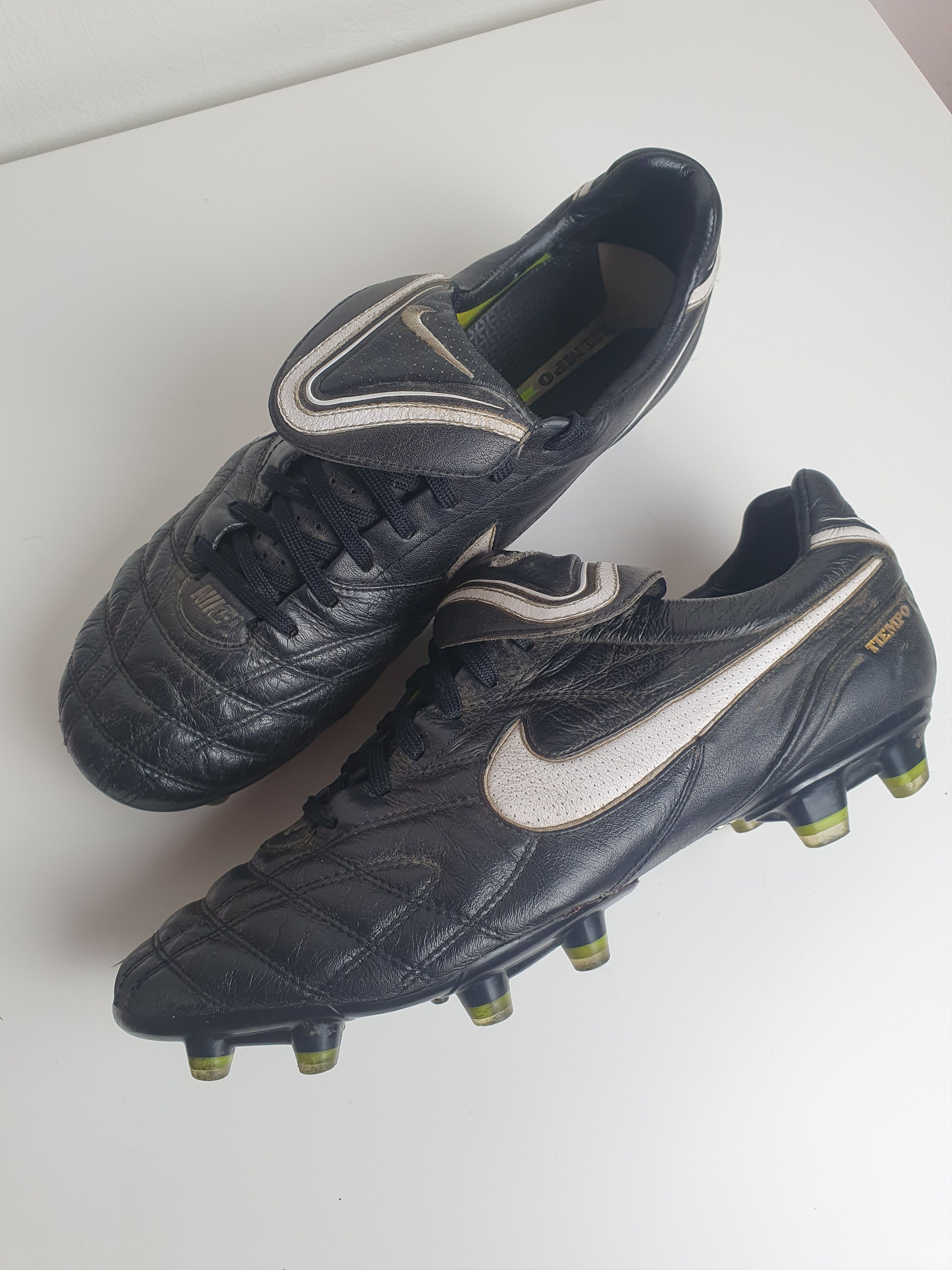 Nike Vintage Cleats mens Nike Tiempo Legend III Football Rare Size US 11 / EU 44 - 24 Thumbnail