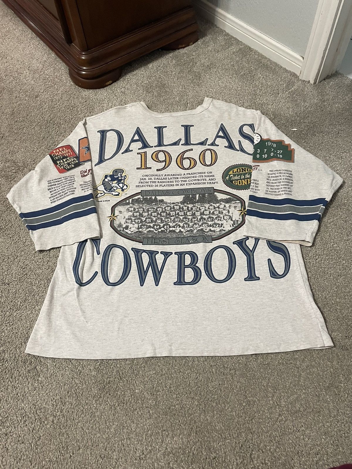 NFL Vintage 90s Dallas Cowboys All Over Print T Shirt Size Large Size US L / EU 52-54 / 3 - 18 Thumbnail