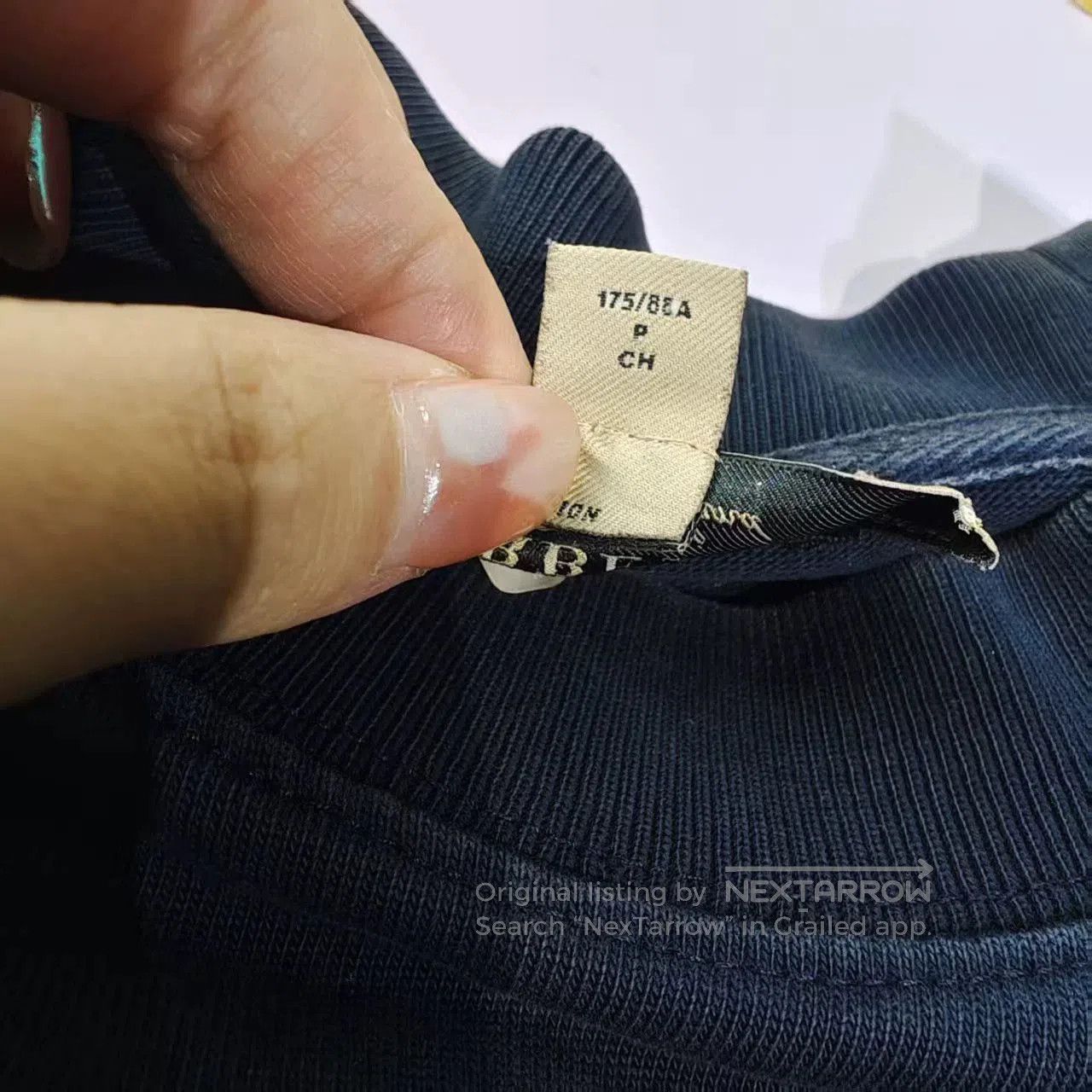 Burberry navy burberry logo sweatshirt size s. Size US S / EU 44-46 / 1 - 5 Thumbnail