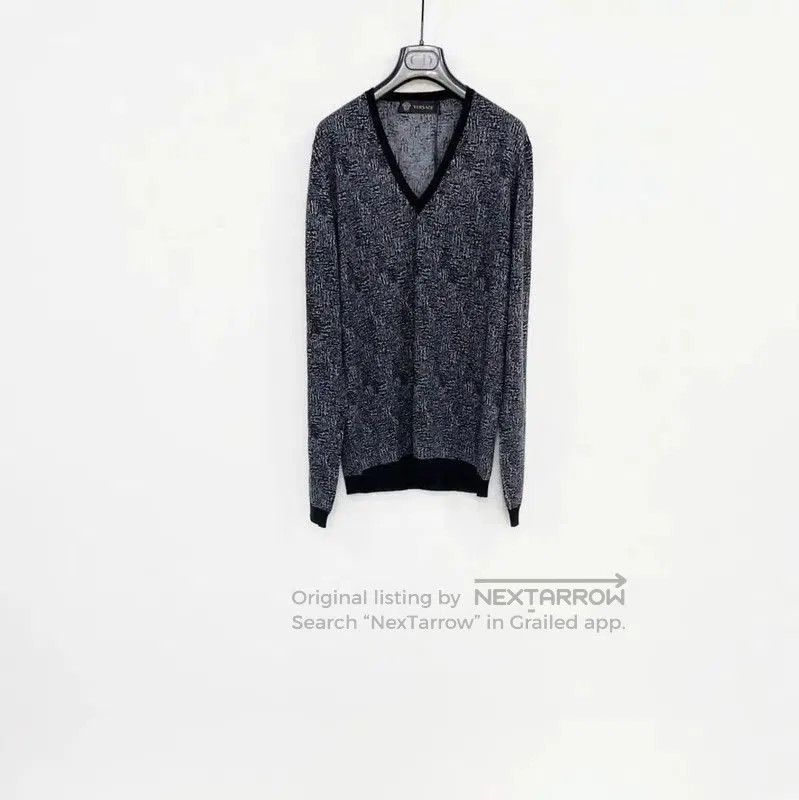 Versace Versace Gray Wool Men's Long Sleeve Sweater . Size US S / EU 44-46 / 1 - 1 Thumbnail