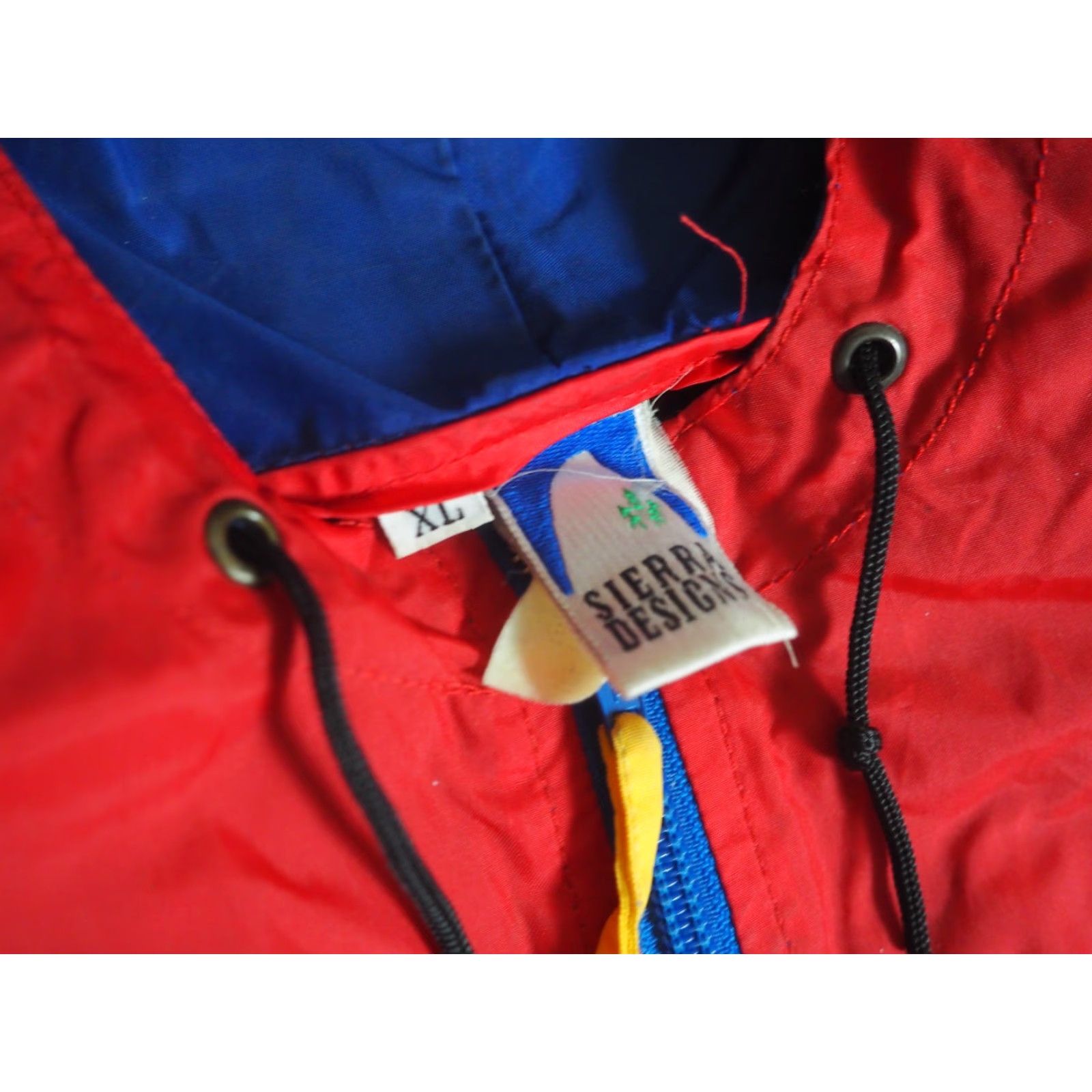Sierra Designs VINTAGE Sierra Designs Jacket Windbreaker Outdoor Nylon Red XL Mens 90s 1/2 Zip Hooded Lightweight ZIP Edgy Size US XL / EU 56 / 4 - 4 Thumbnail