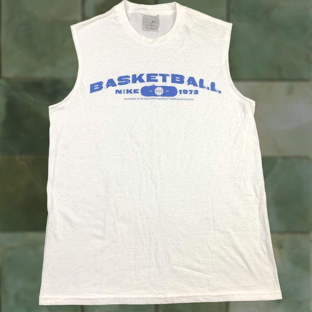 Nike VINTAGE Nike Basketball Tank Top Mens Medium White Sleeveless Athletic Shirt Size US M / EU 48-50 / 2 - 1 Thumbnail