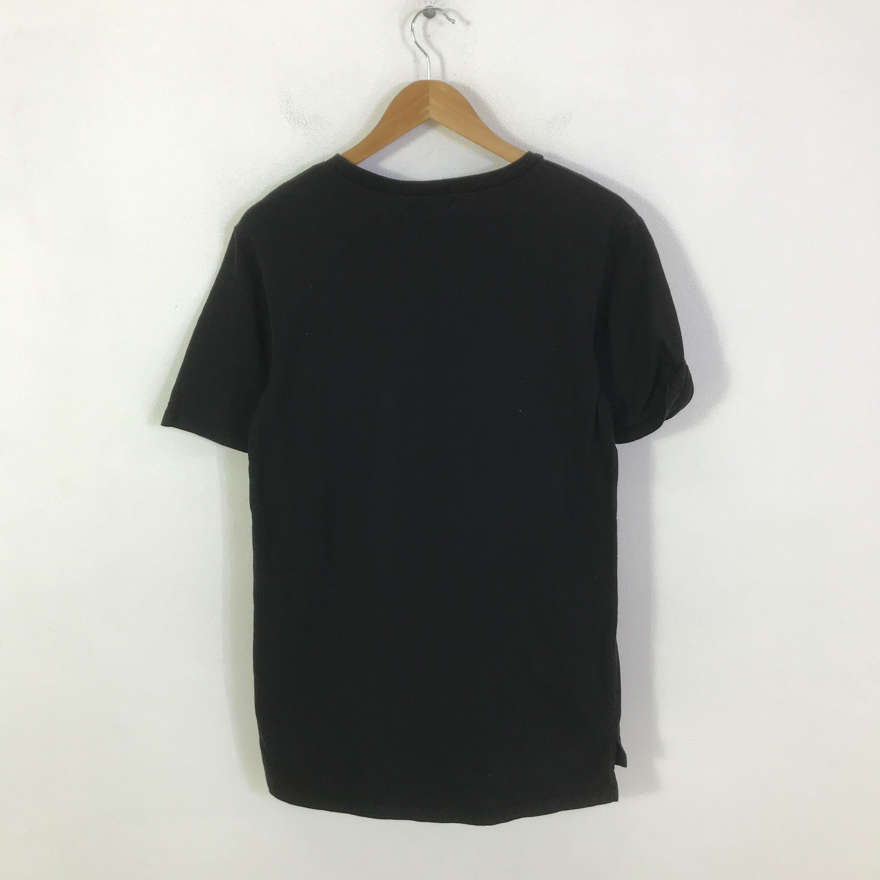 Japanese Brand bunny sexy woman design rare t-shirt K117B8 Size US M / EU 48-50 / 2 - 3 Thumbnail