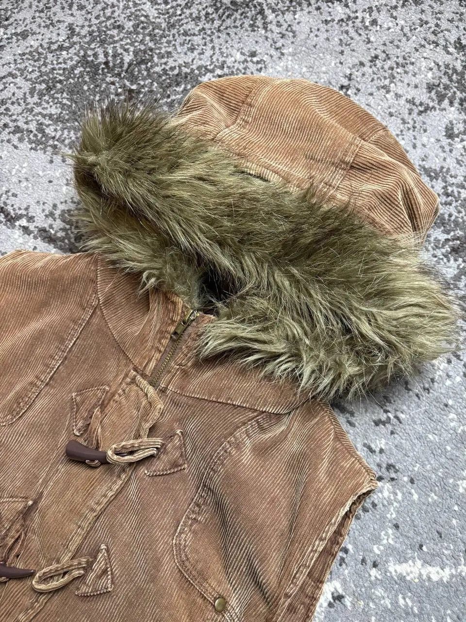 If Six Was Nine × Vintage Vintage Y2K Fuzzy Fur Hood Velvet Alaska Avantgarde Vests Size US M / EU 48-50 / 2 - 3 Thumbnail