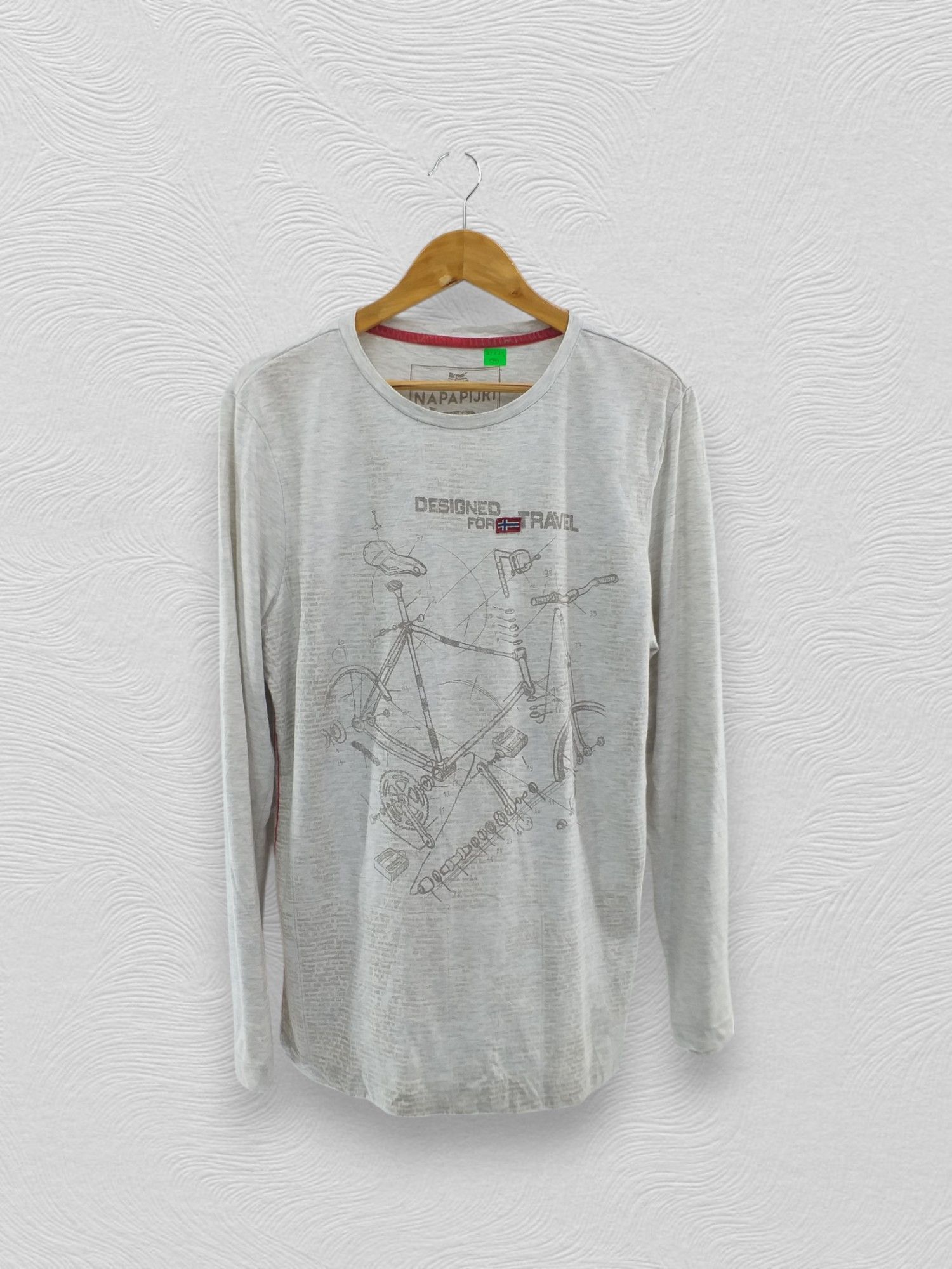 Japanese Brand Vintage Napapijri Long Sleeve Large T Shirt -A074 Size US L / EU 52-54 / 3 - 1 Thumbnail