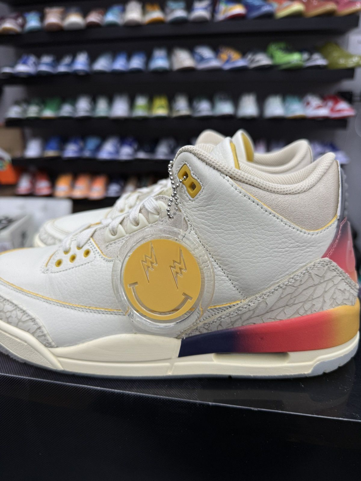 Jordan Brand Jordan 3 J Balvin Sunset (FN0344-901) Size 10 (NEW) Size US 10 / EU 43 - 10 Thumbnail