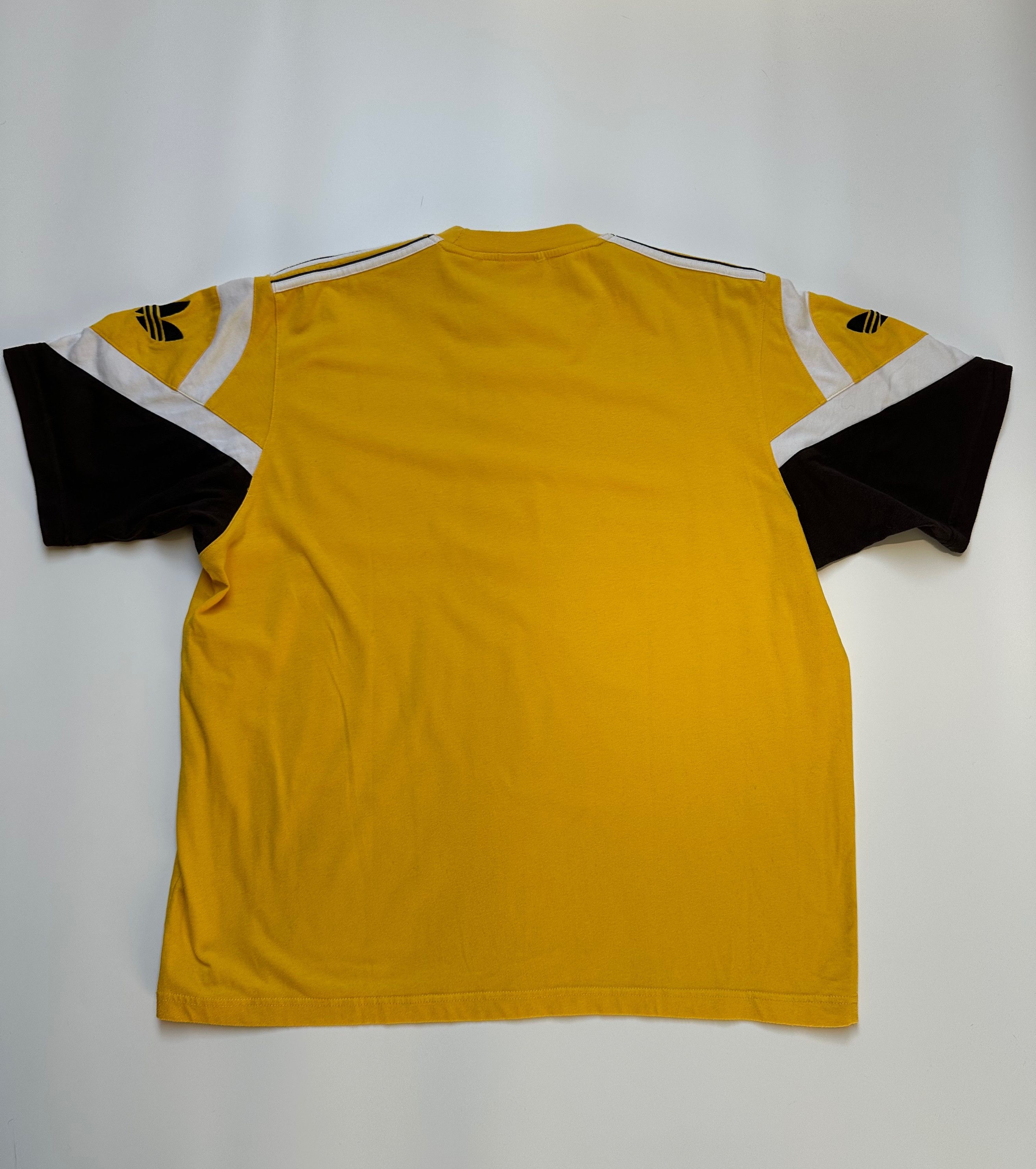 Adidas 90's Vintage Adidas T shirt yellow Size US L / EU 52-54 / 3 - 7 Thumbnail