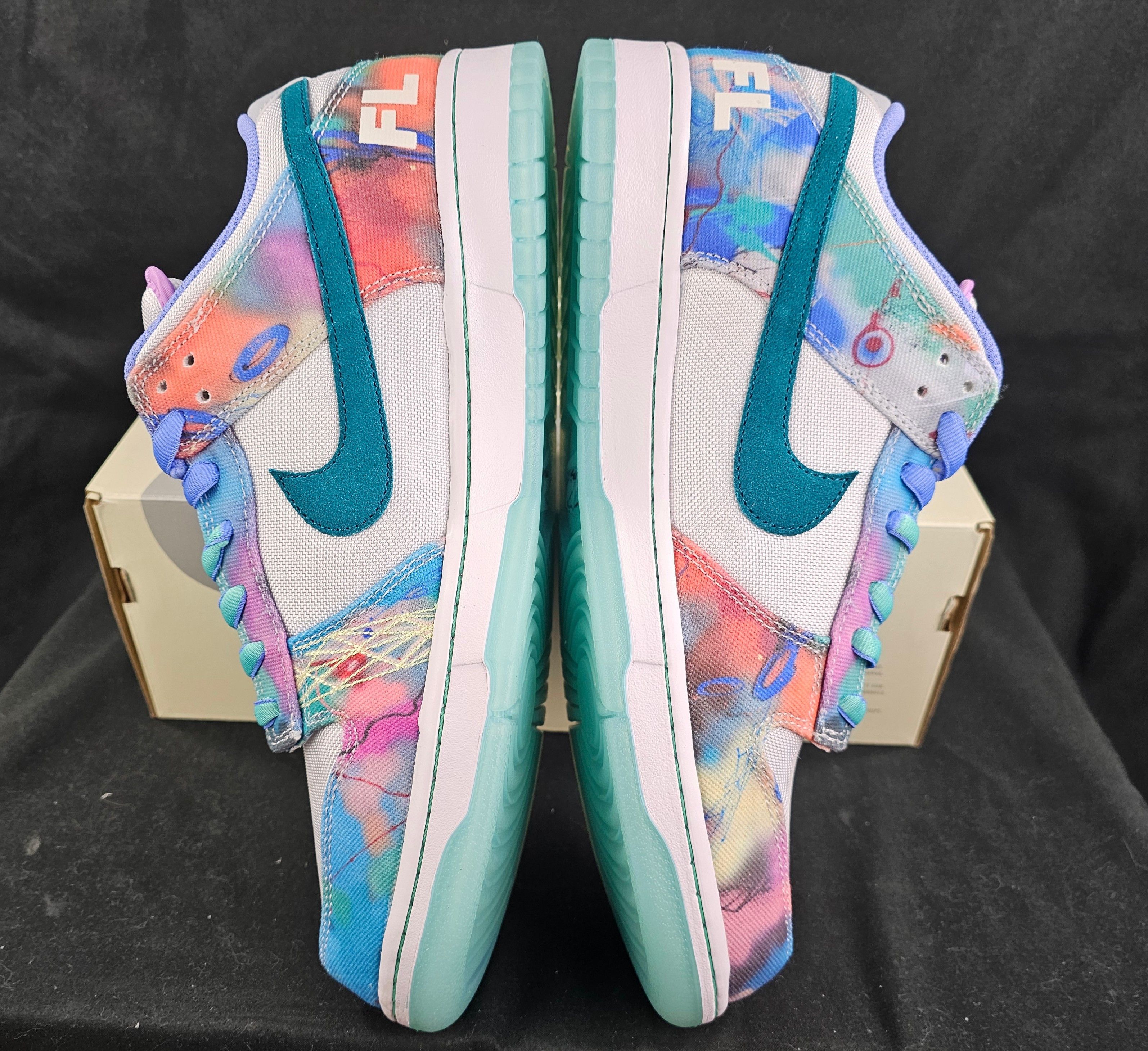 Futura × Nike Nike SB Dunk Low x Futura Laboratories Bleached Aqua NEW Size US 13 / EU 46 - 5 Thumbnail